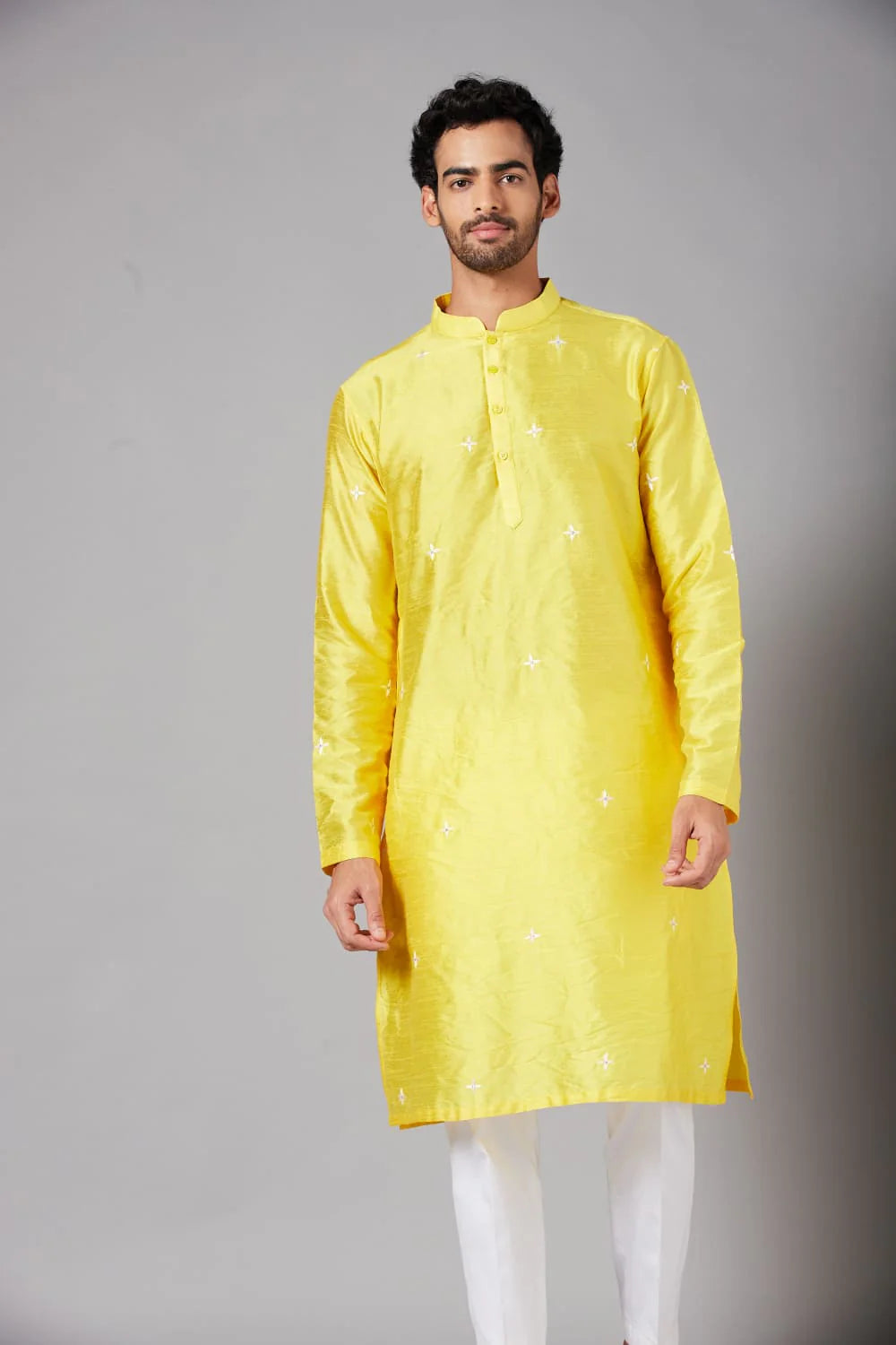 Saanjh Yellow Embroidered Kurta