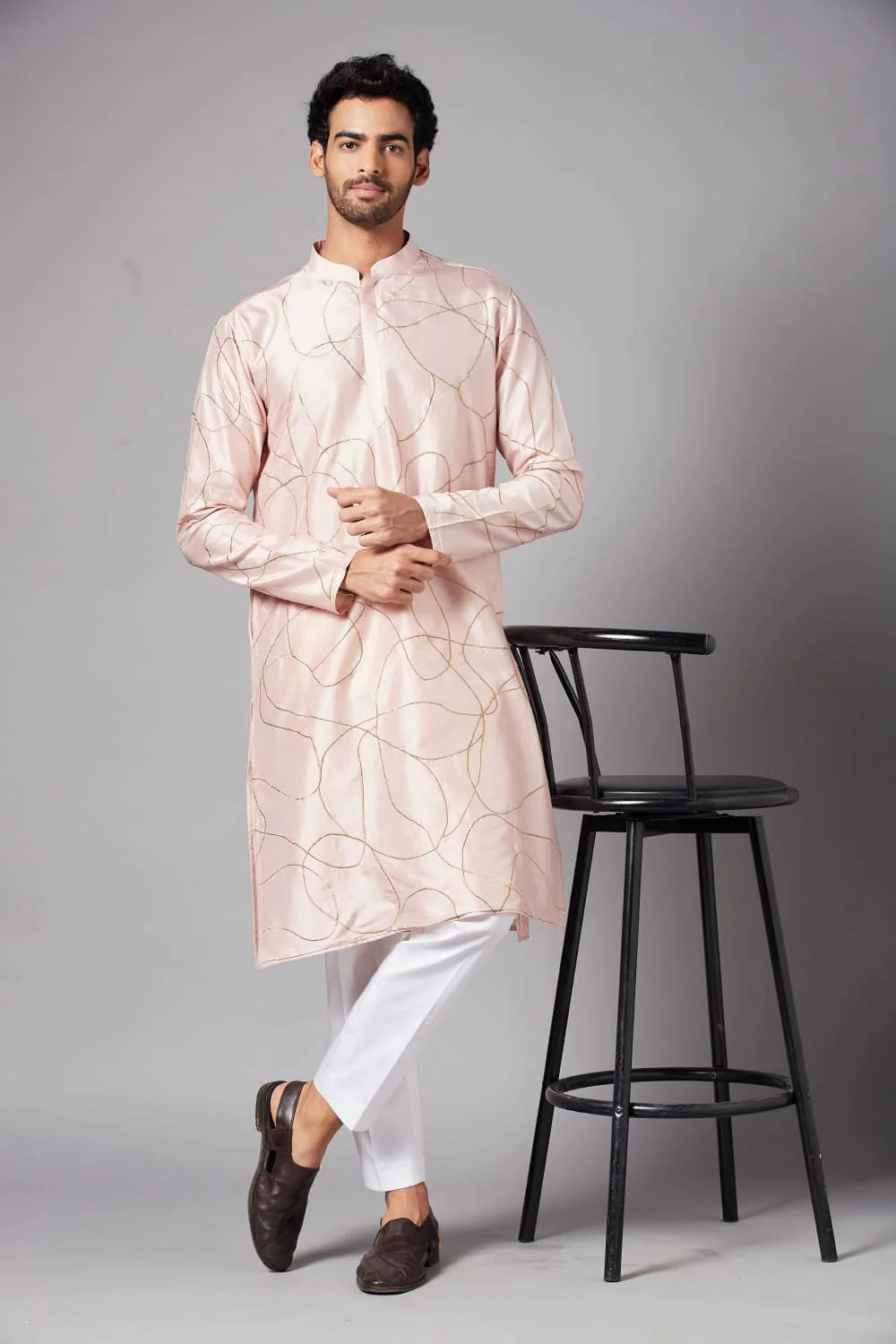 Ilaria Gold Zari Abstract Embroidered Peach Kurta
