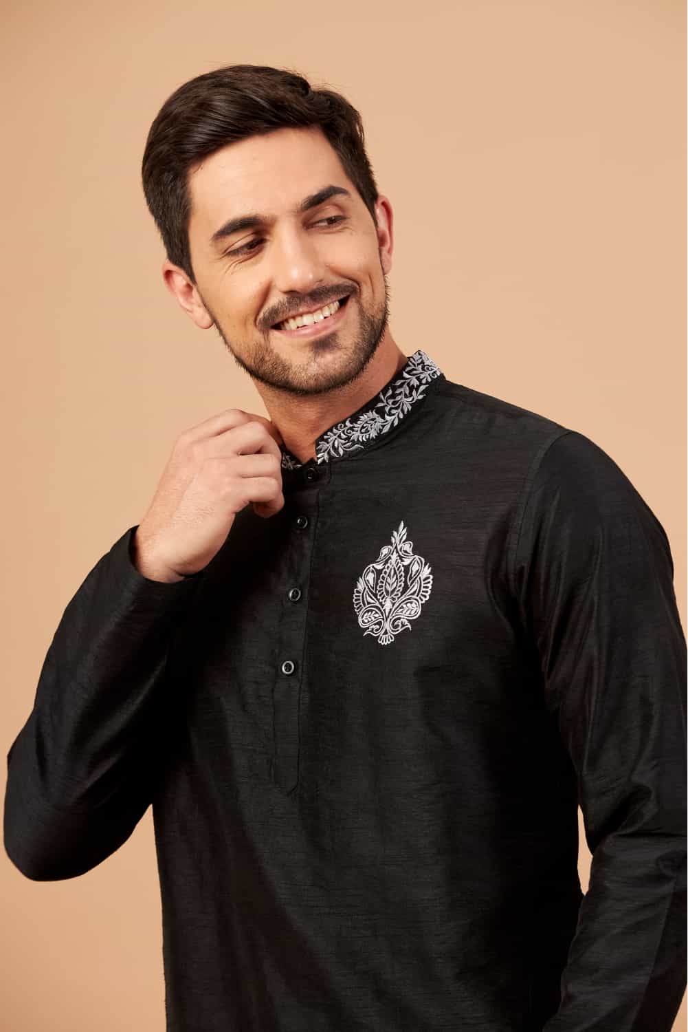Amyr Traditional Embroidered Kurta