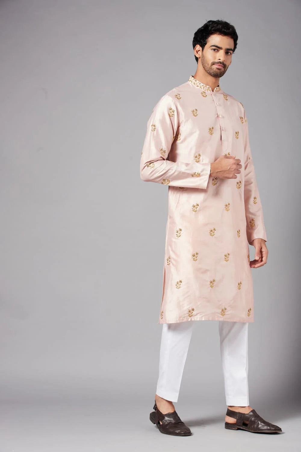 krusos Hand Embroidered Kurta