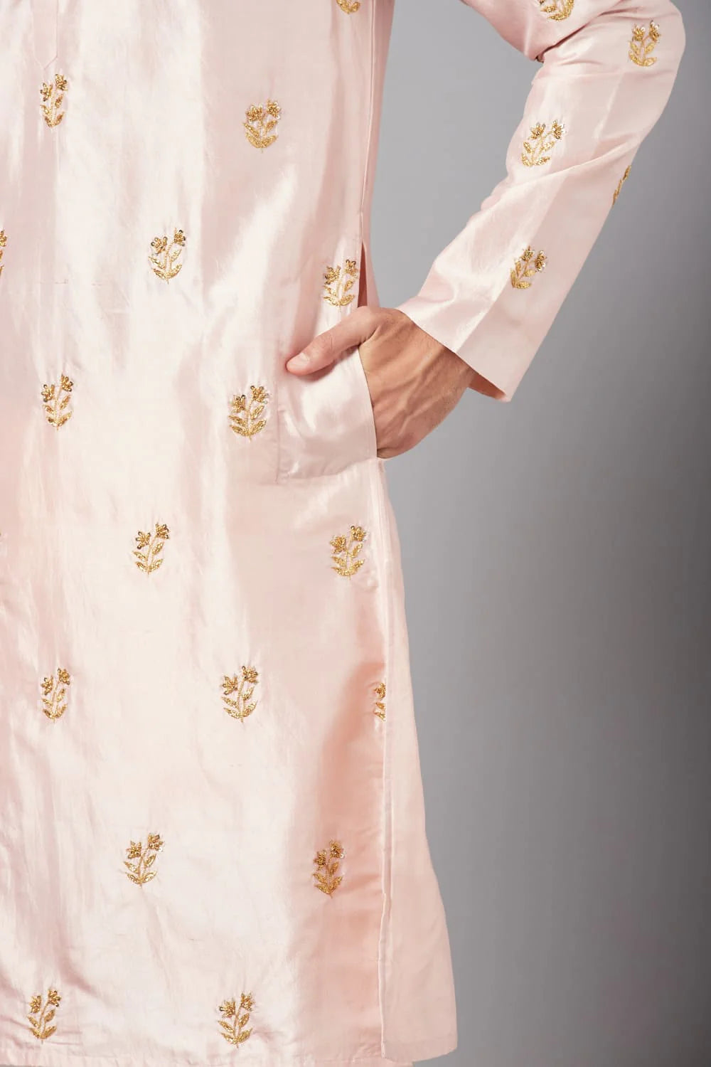 krusos Hand Embroidered Kurta