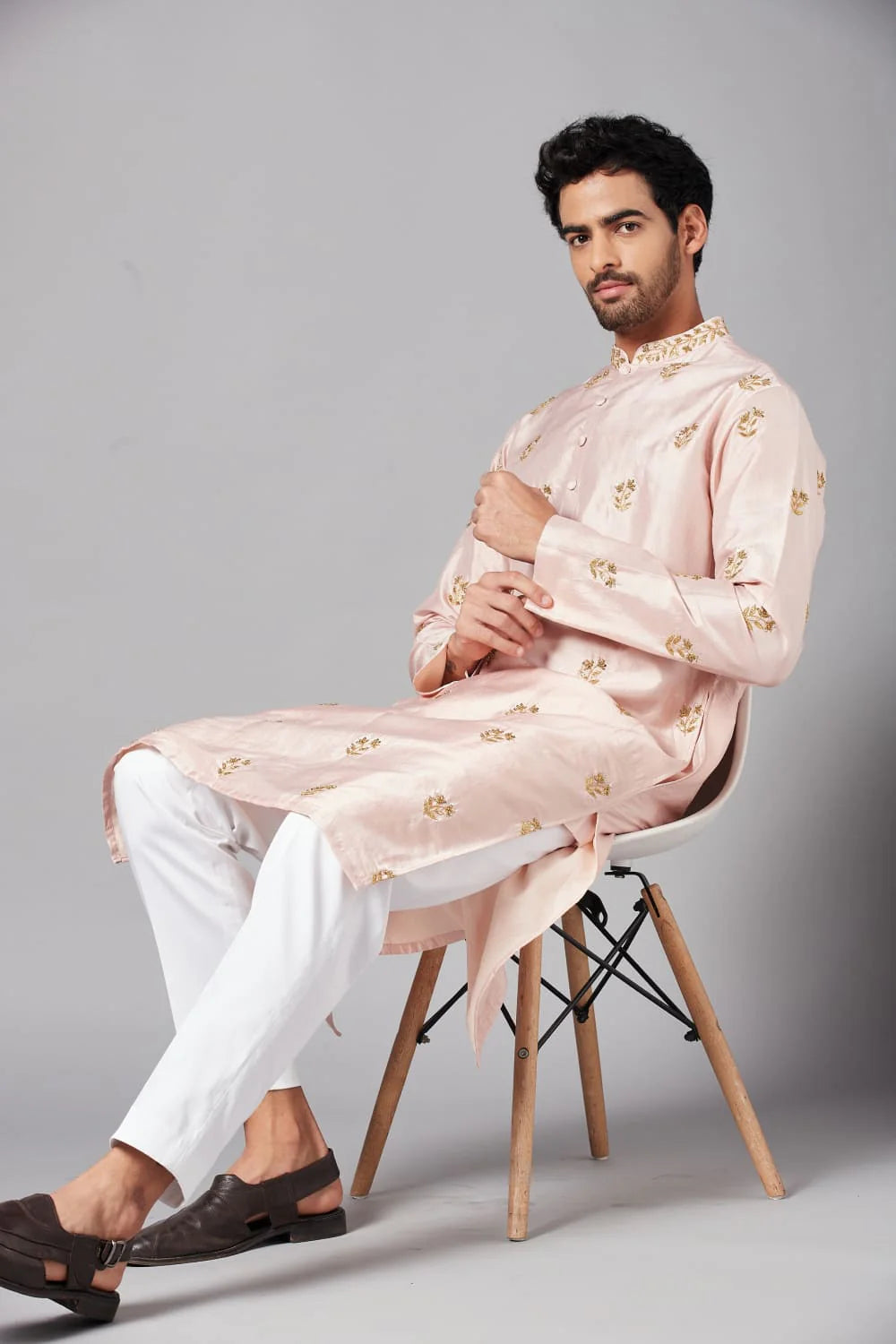 krusos Hand Embroidered Kurta