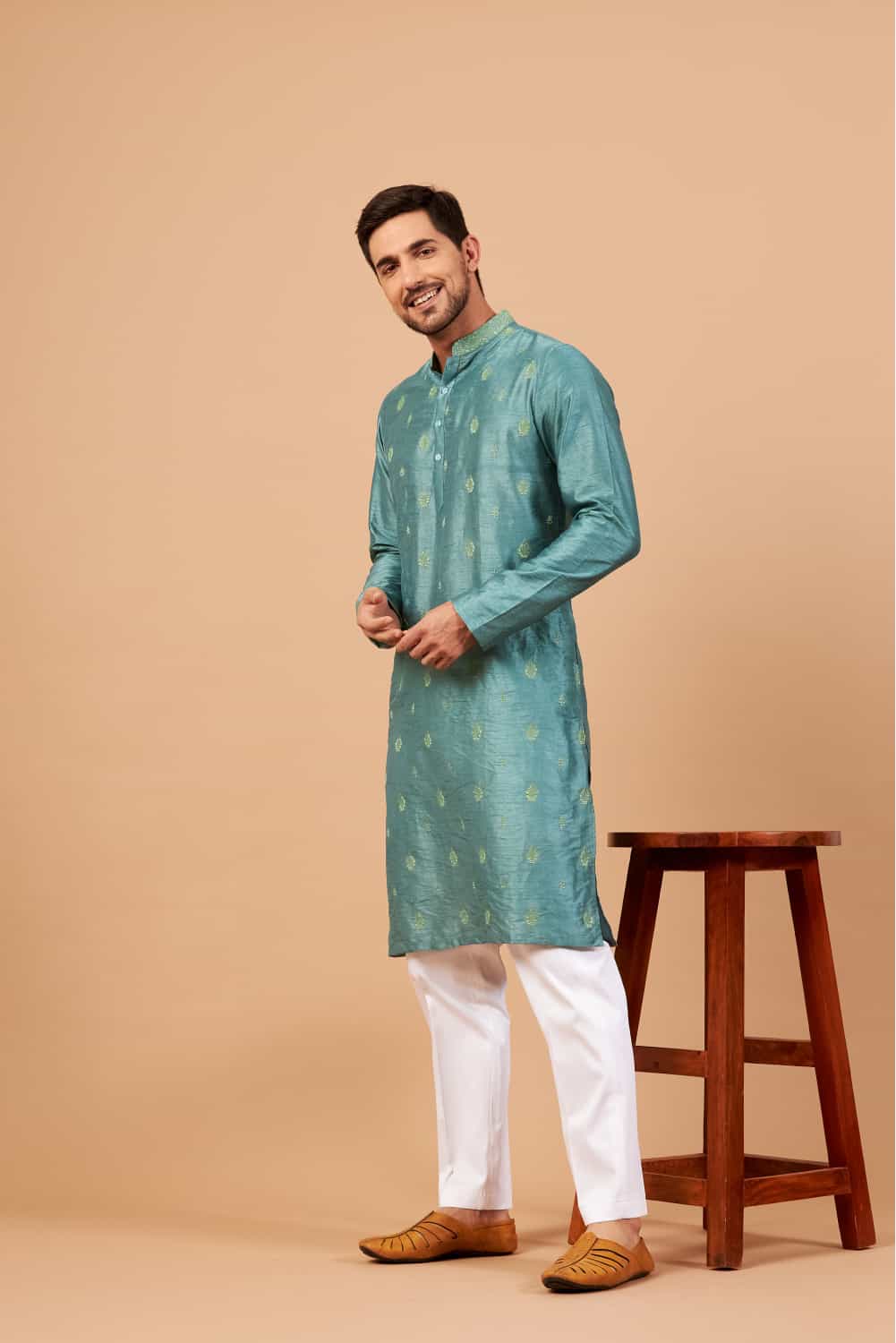 Greafy Two Motif Embroidered Green Kurta