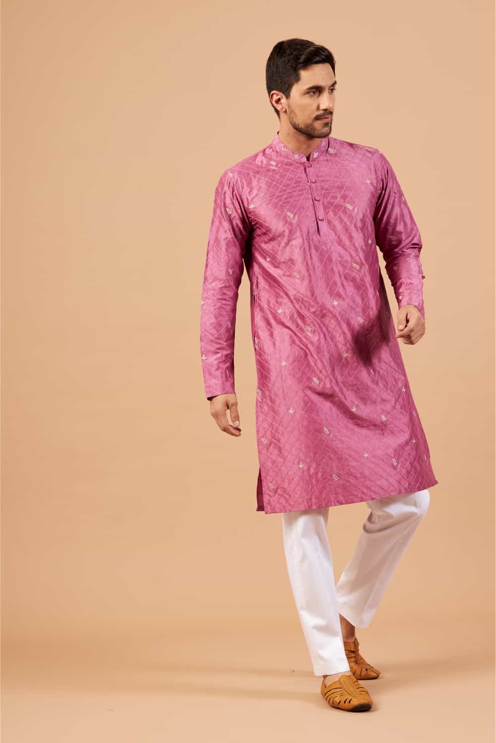 Pumetric Leaf Embroidered Purple Kurta