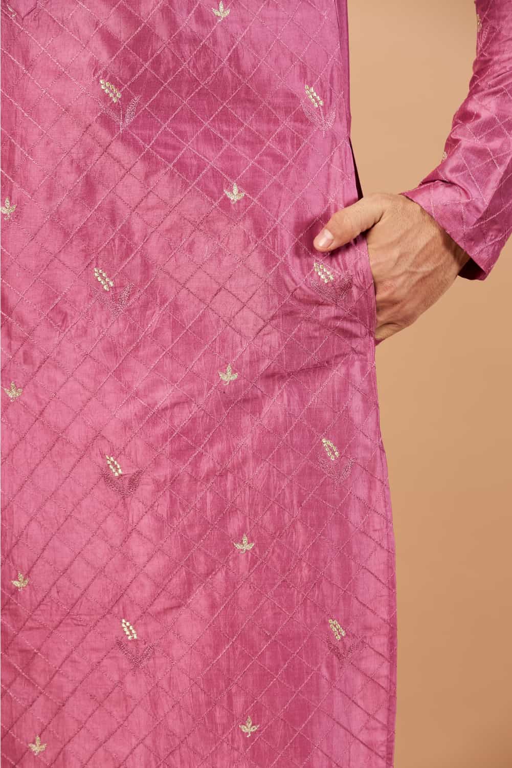 Pumetric Leaf Embroidered Purple Kurta