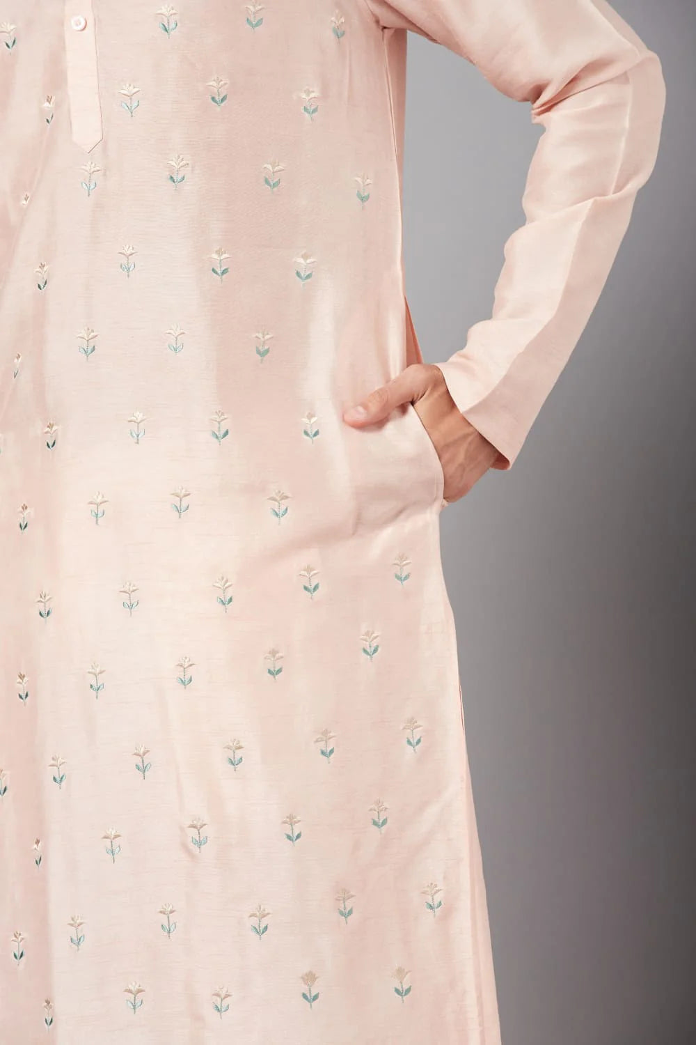 MOORI PEACH EMBROIDERED KURTA