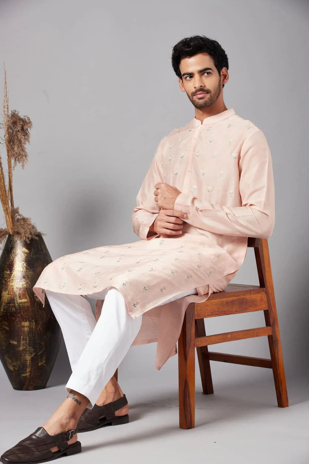 MOORI PEACH EMBROIDERED KURTA