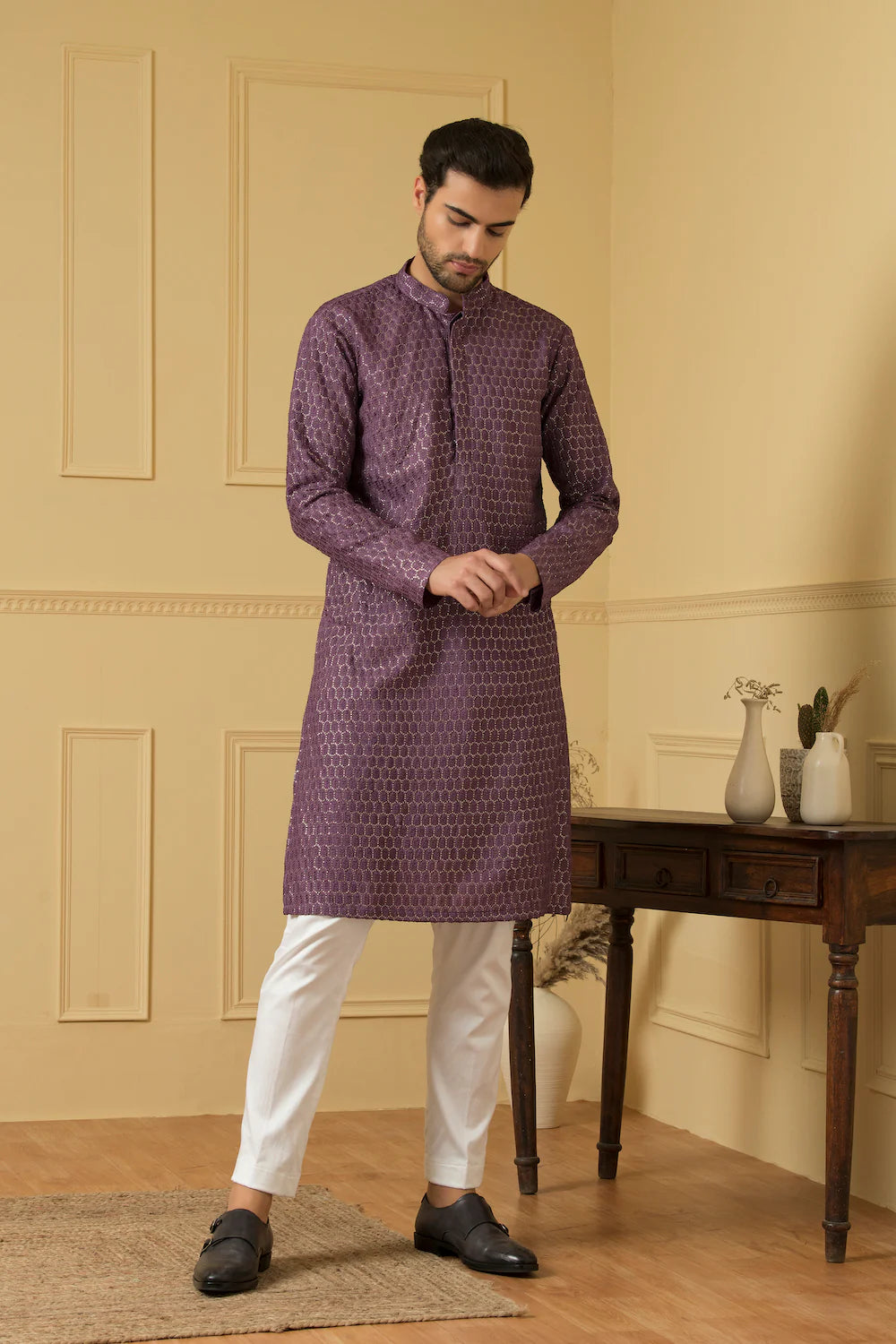 Encantador Purple lucknowi threadwork kurta