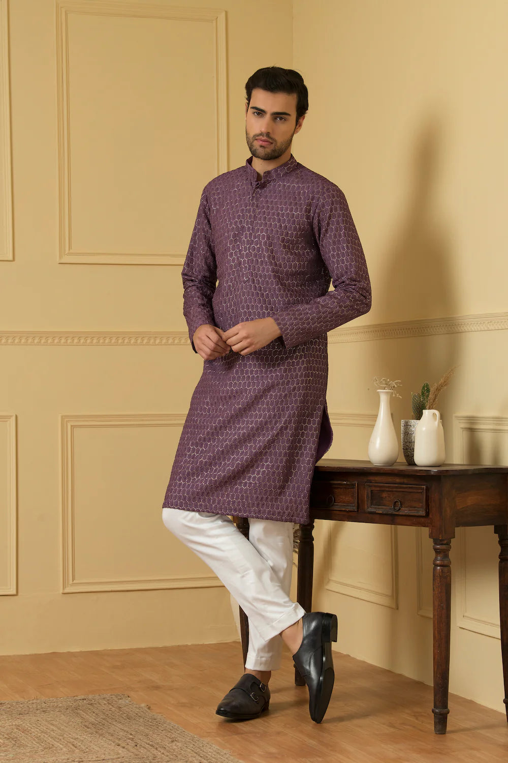 Encantador Purple lucknowi threadwork kurta