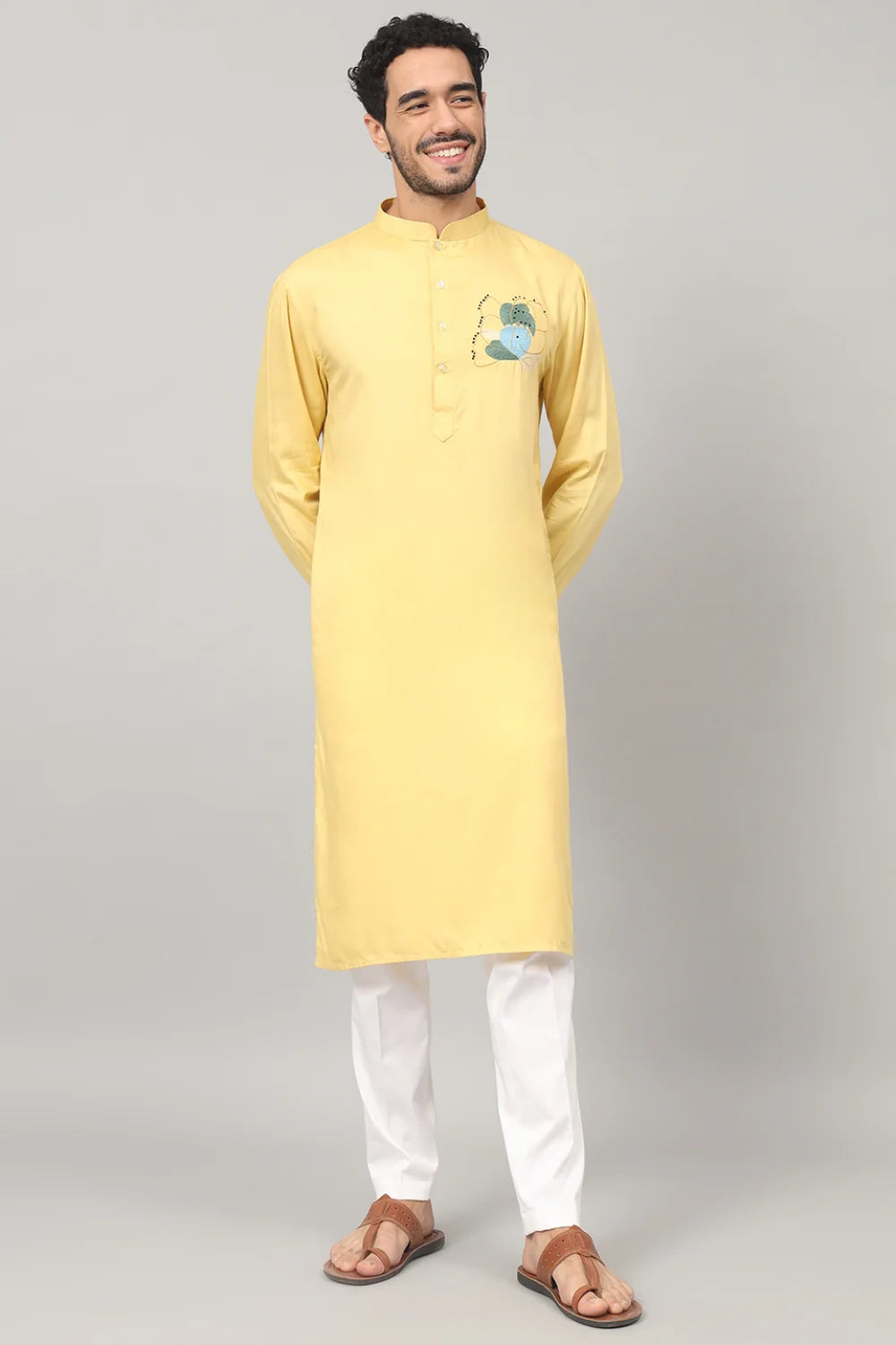 Amarillo Abstract embroidered cotton kurta