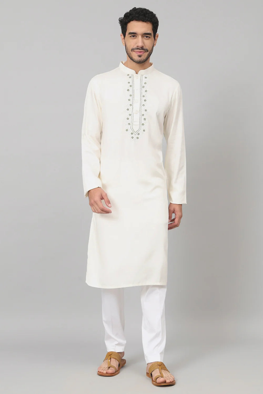 Ivoor Floral neckline embroidered cotton kurta