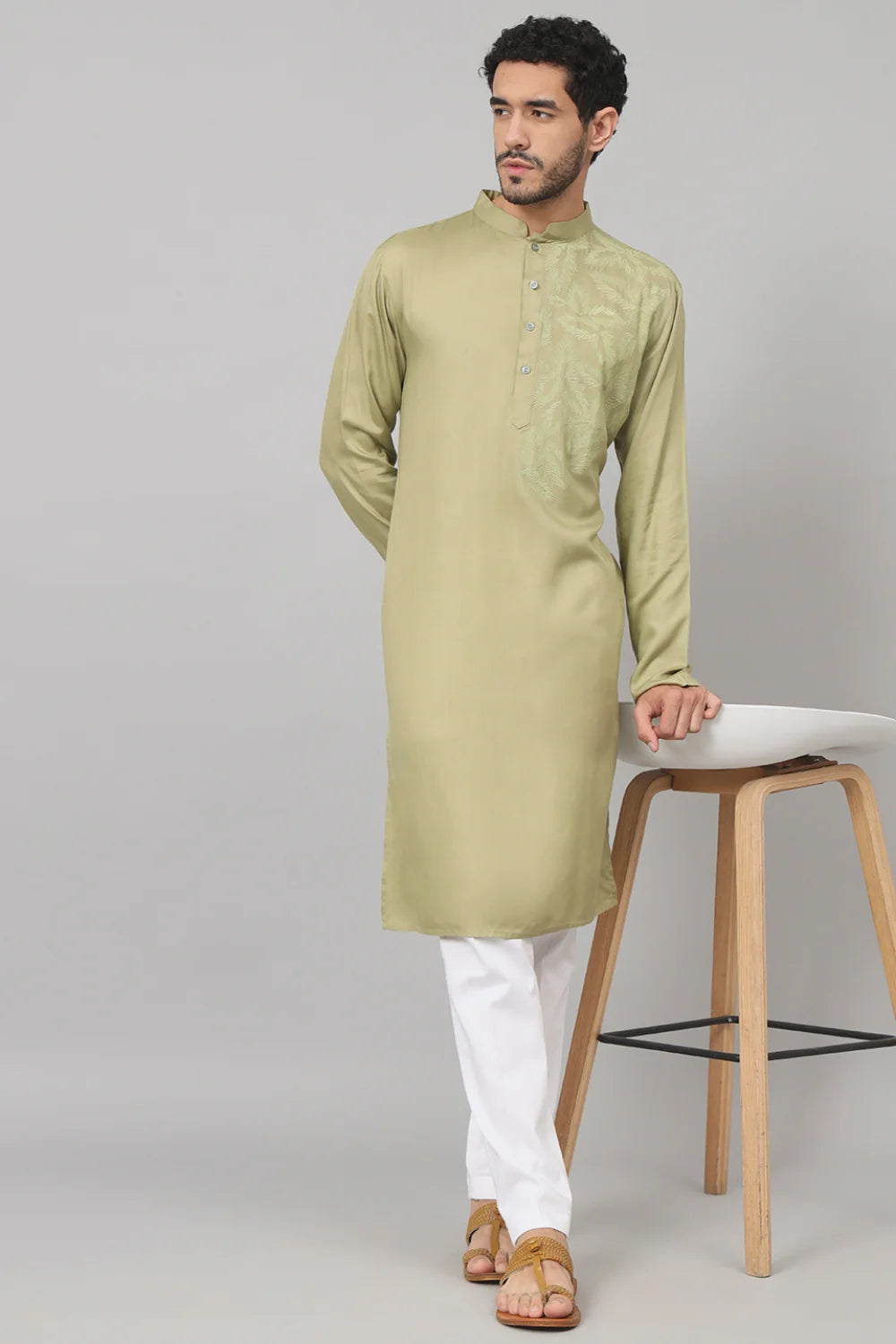Sylvan Leafy embroidered cotton kurta