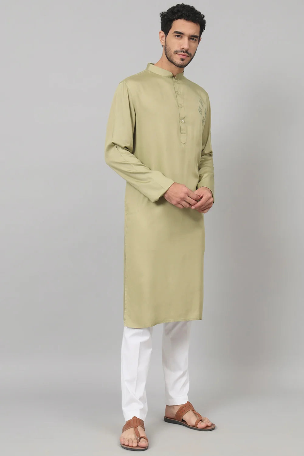 Moss Motif embroidered cotton kurta