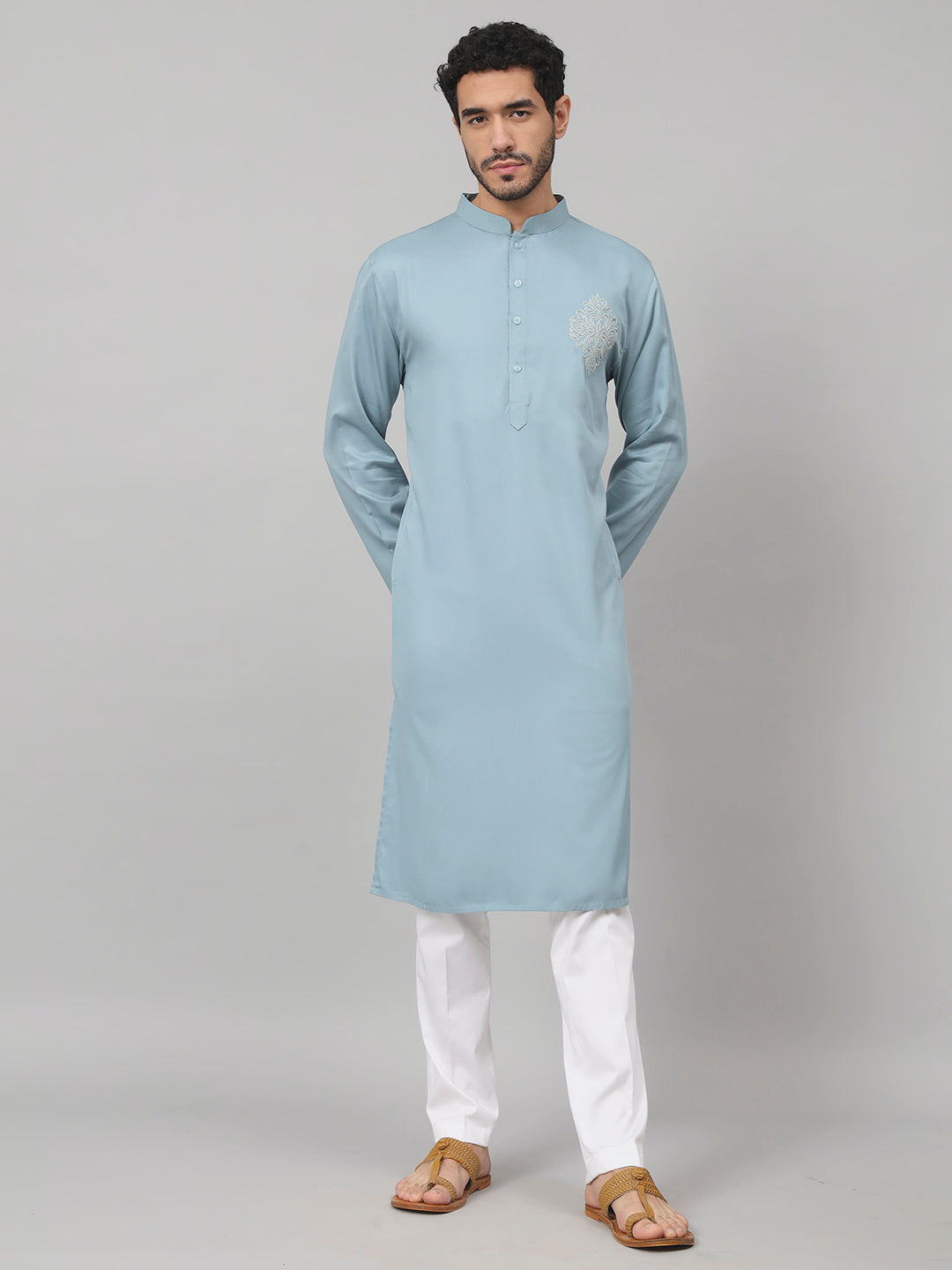 Bleu Cotton kurta with single motif embroidery