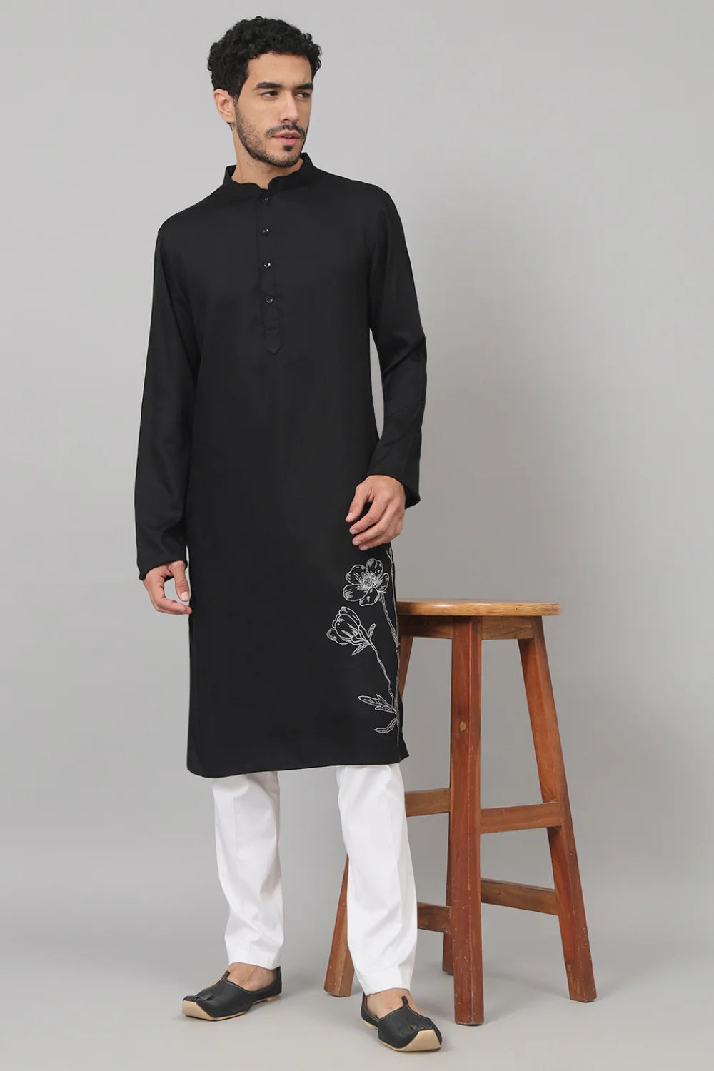 Stelo Stem embroidery cotton kurta