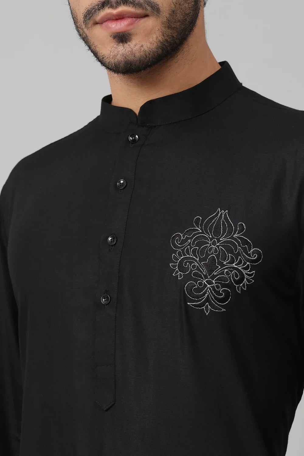 Carvao Coal motif embroidered cotton kurta
