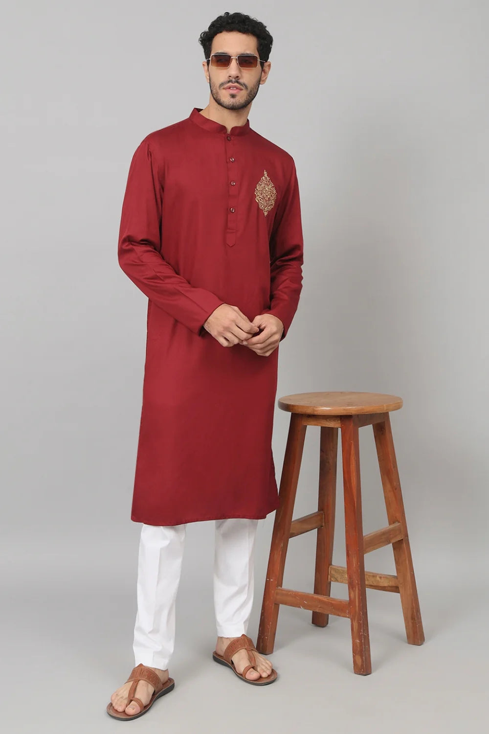 Rosso Cotton kurta with motif embroidery