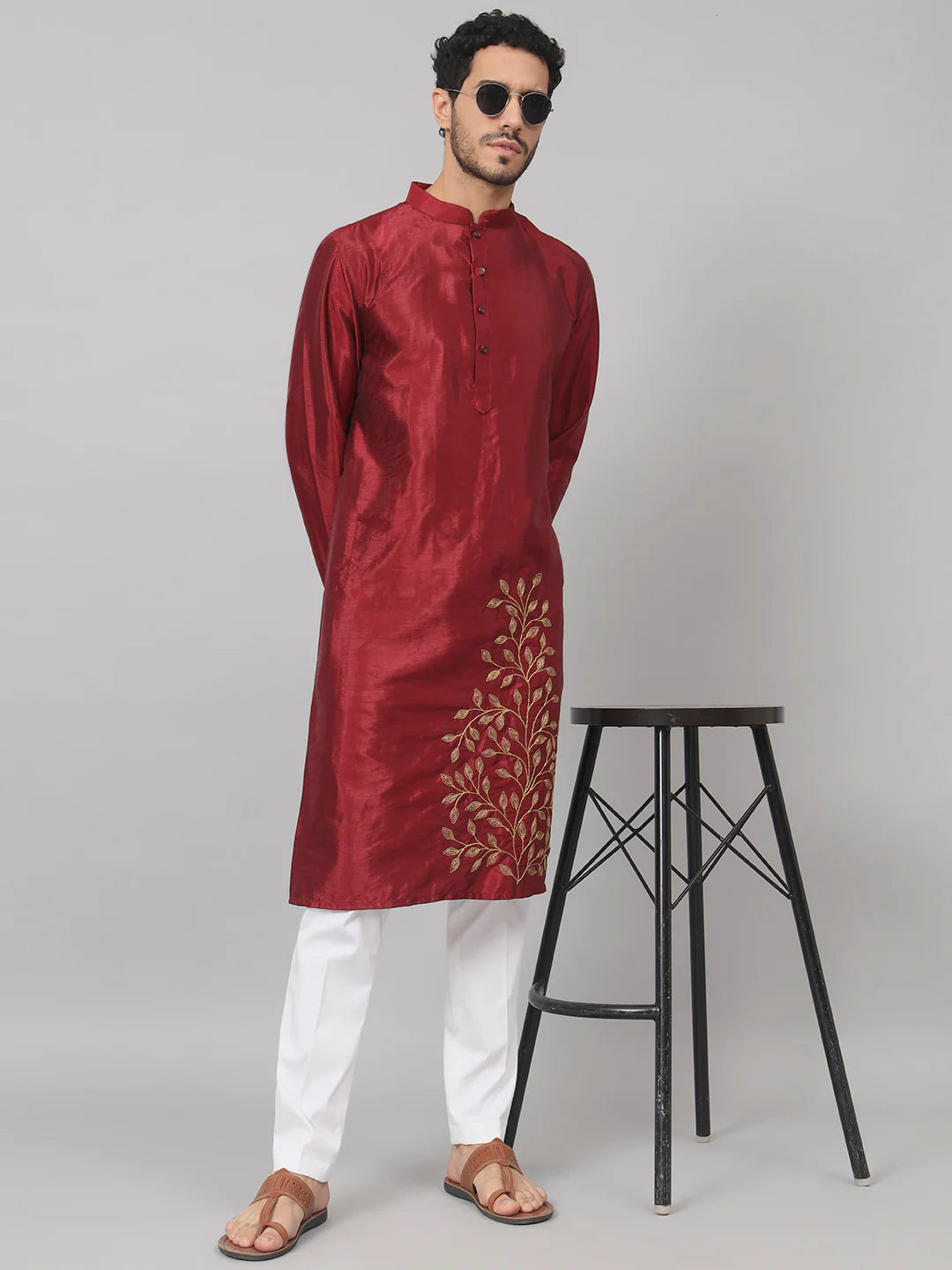 Marrom Classic silk kurta with Leaves embroidery