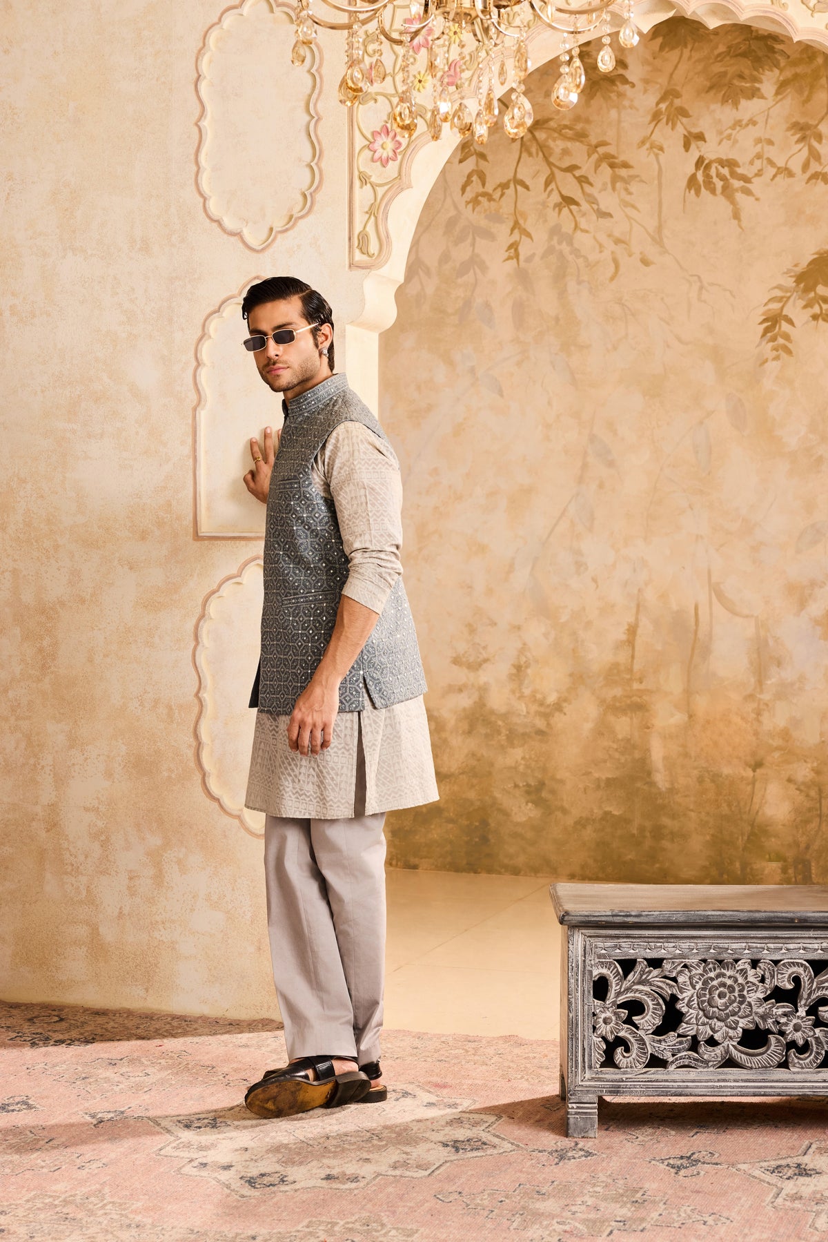 EMBROIDERED GREY MIRRORWORK BUNDI JACKET WITH KURTA PANT