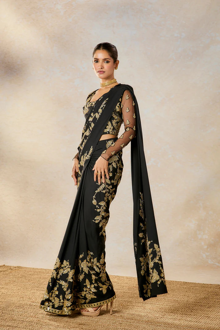 The Sunheri Bel Stitched Saree Set