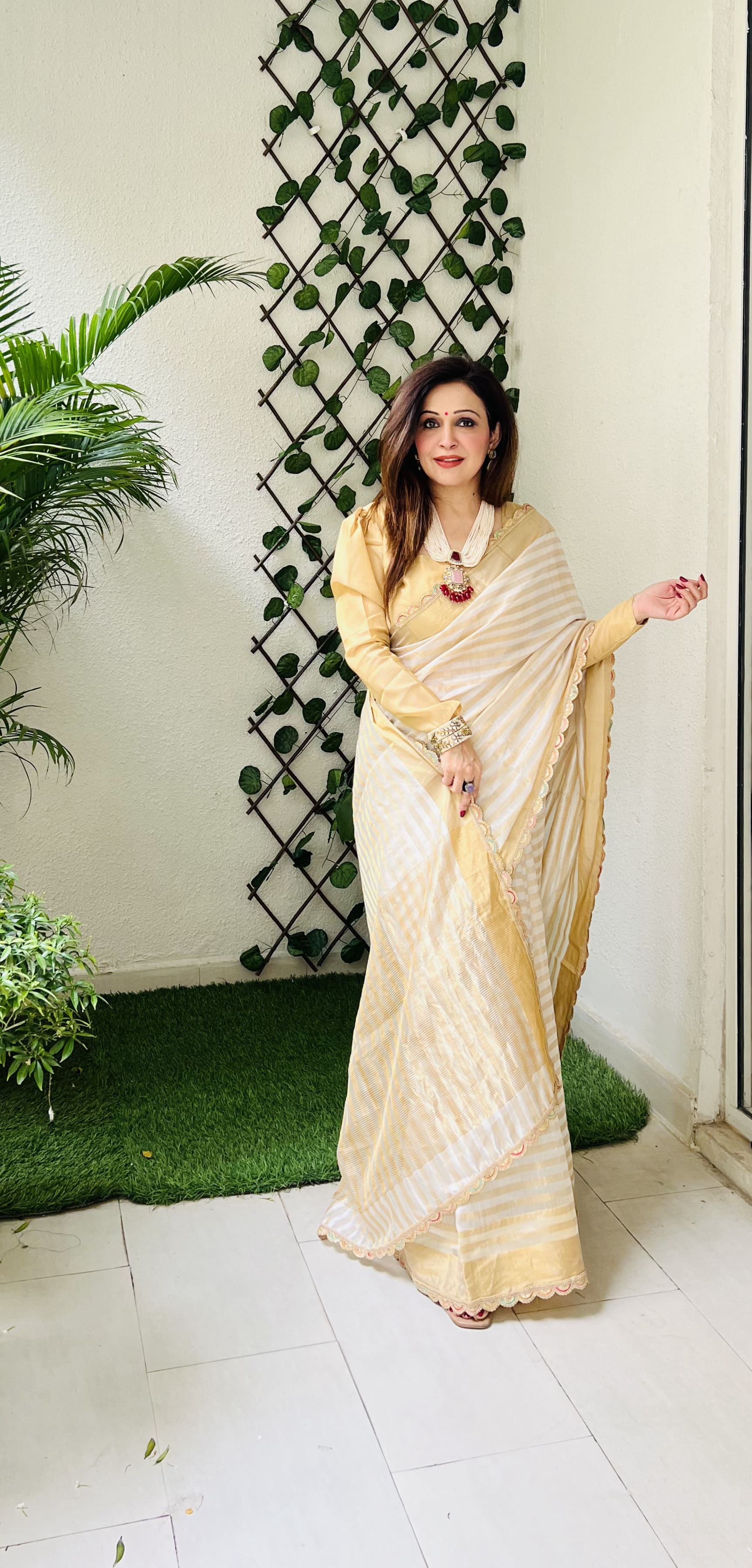 Cream Zari toned Pure Chanderi Silk Lining Saree