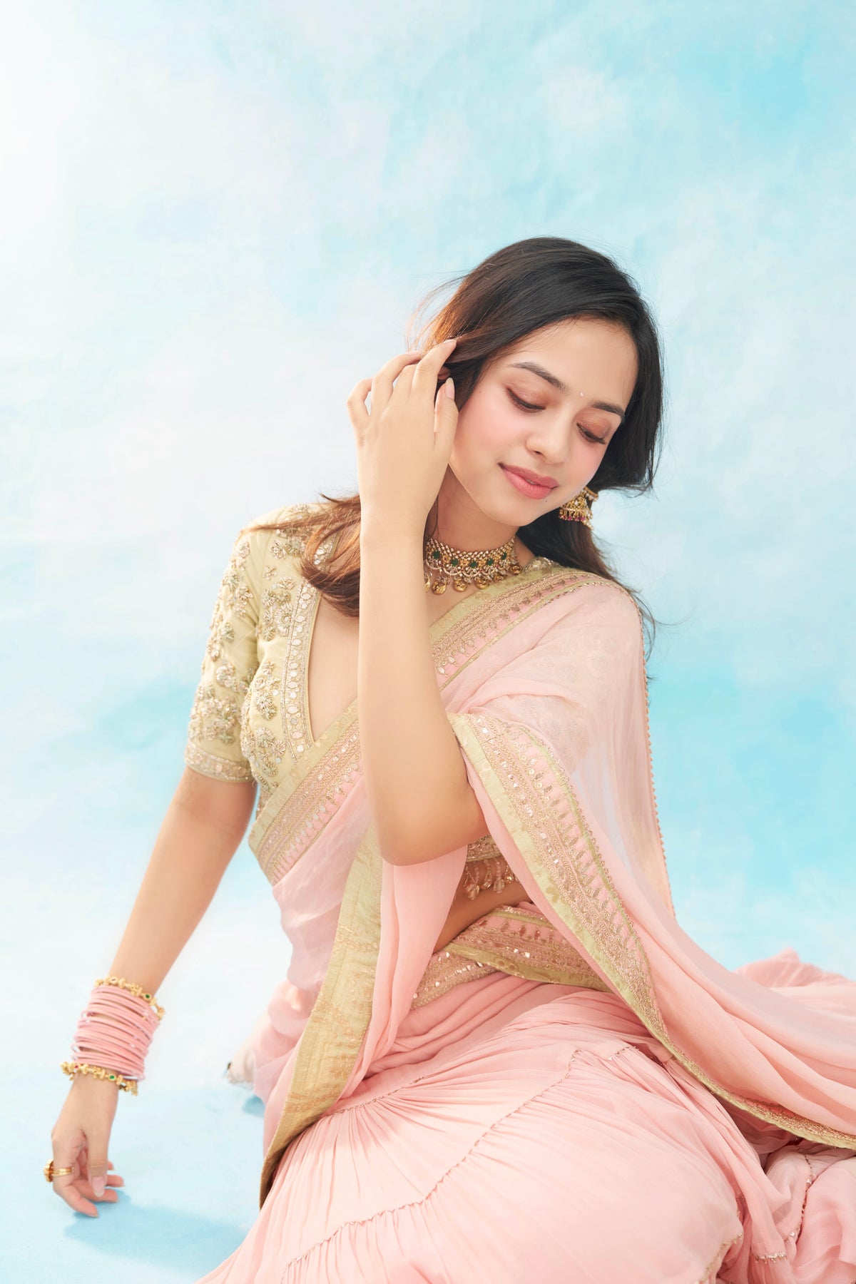 Nitanshi Goel in Iraaya Saree Set