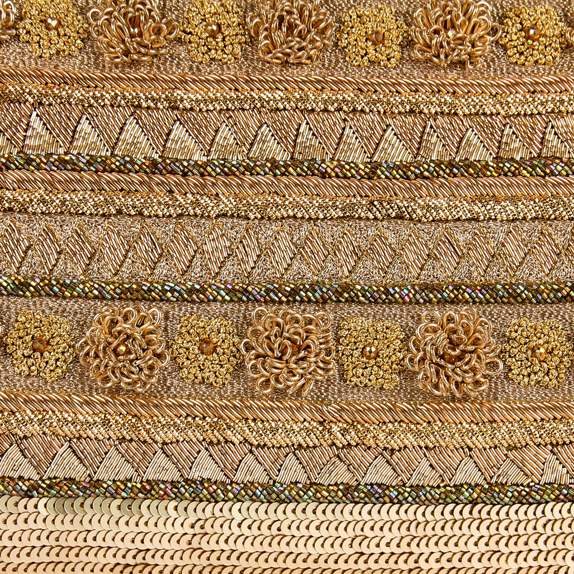 Khwabeeda clutch