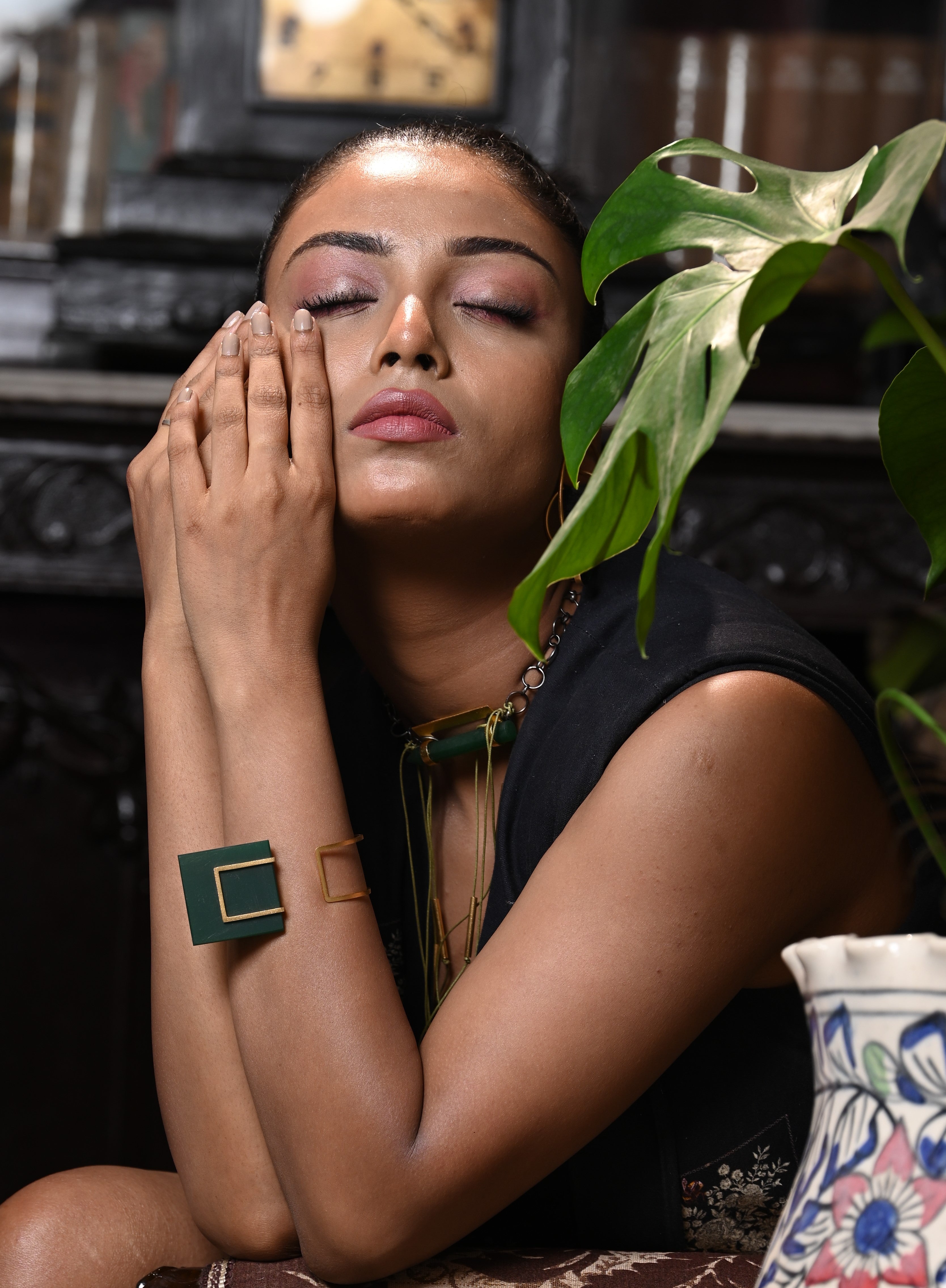 VERDANT VERVE BOLD GREEN BRACELET