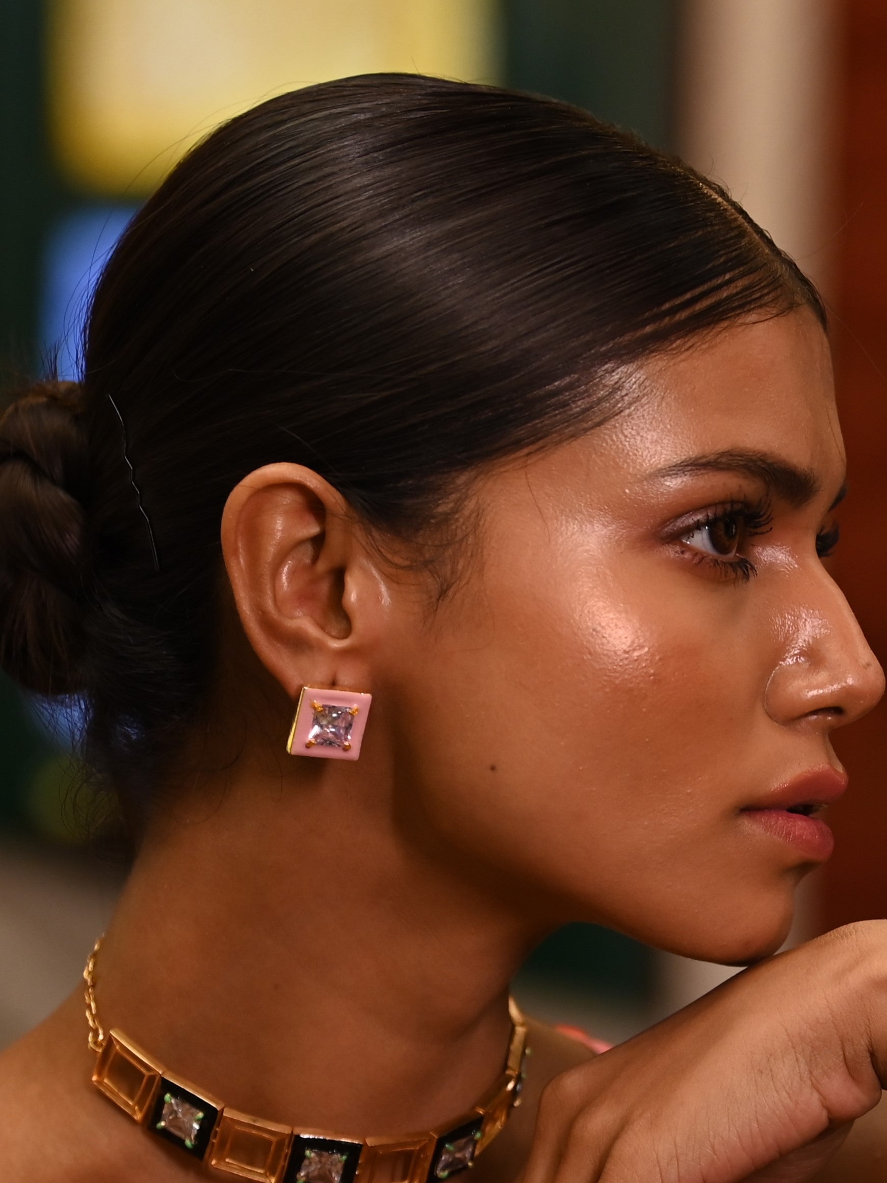 BLUSHING PETALS EARRING