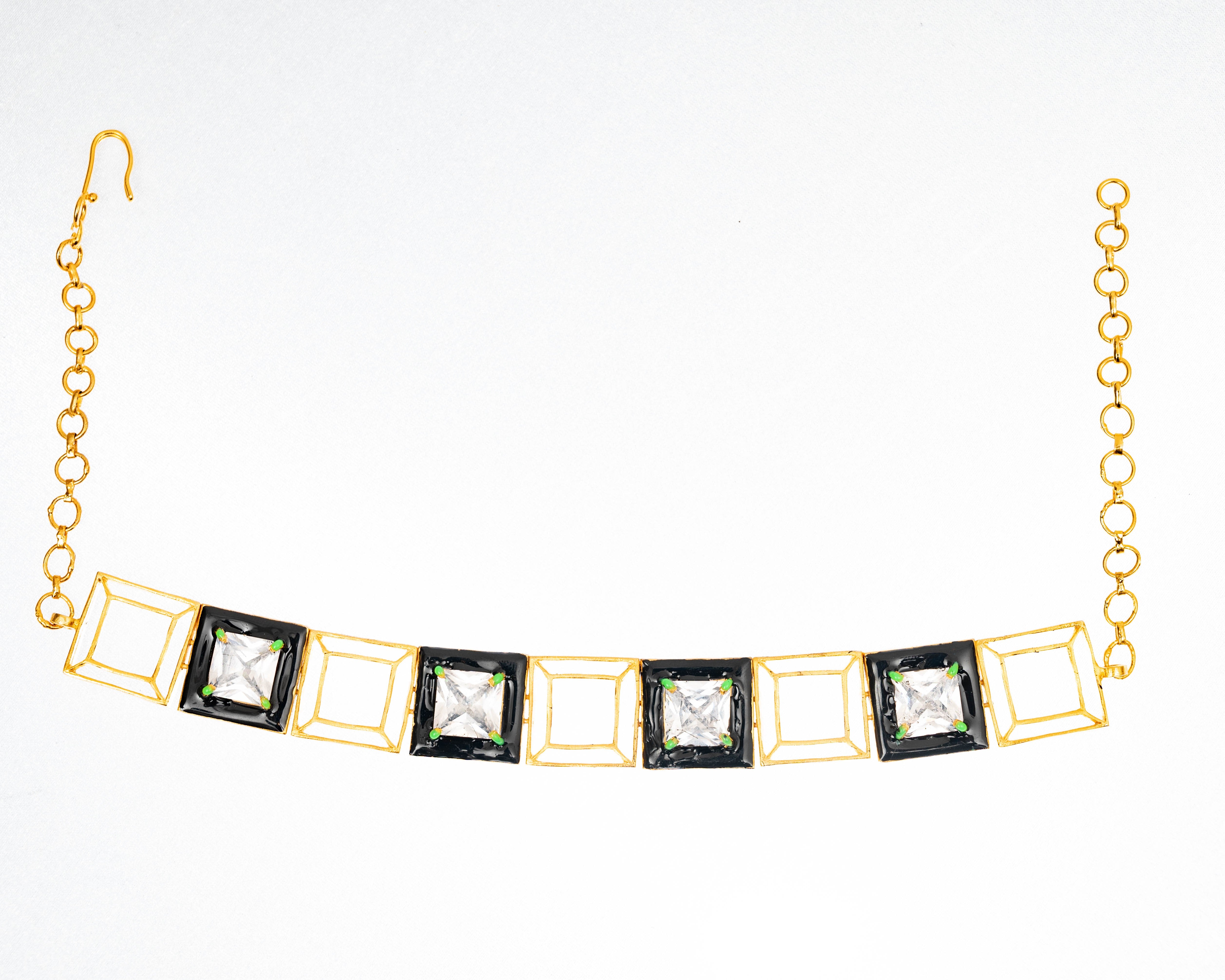 DARK ELEGANCE CHOKER