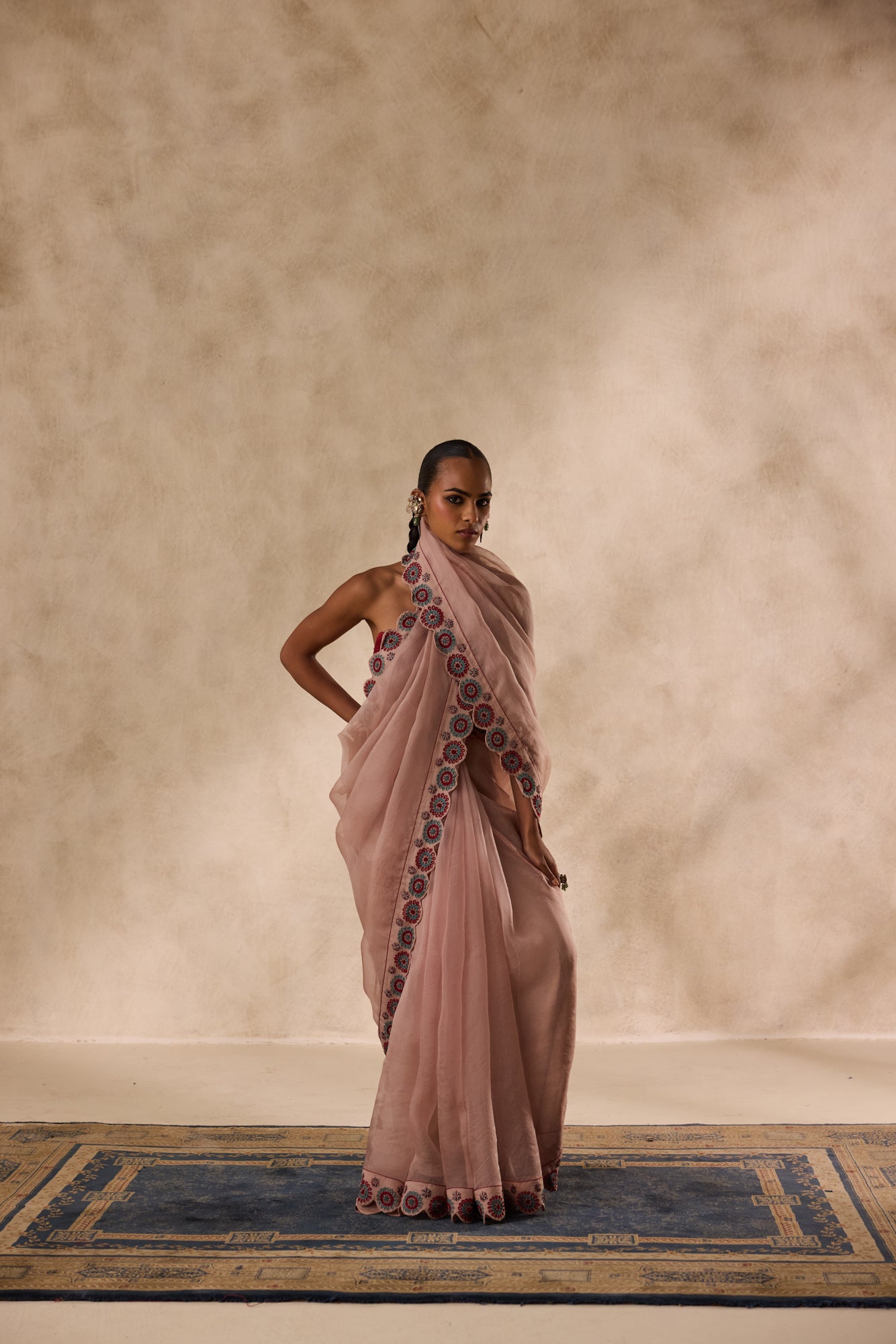 Rose gold organza heavy cutwork border embroidered saree comes with unstitched & unembroidered blouse fabric in chanderi