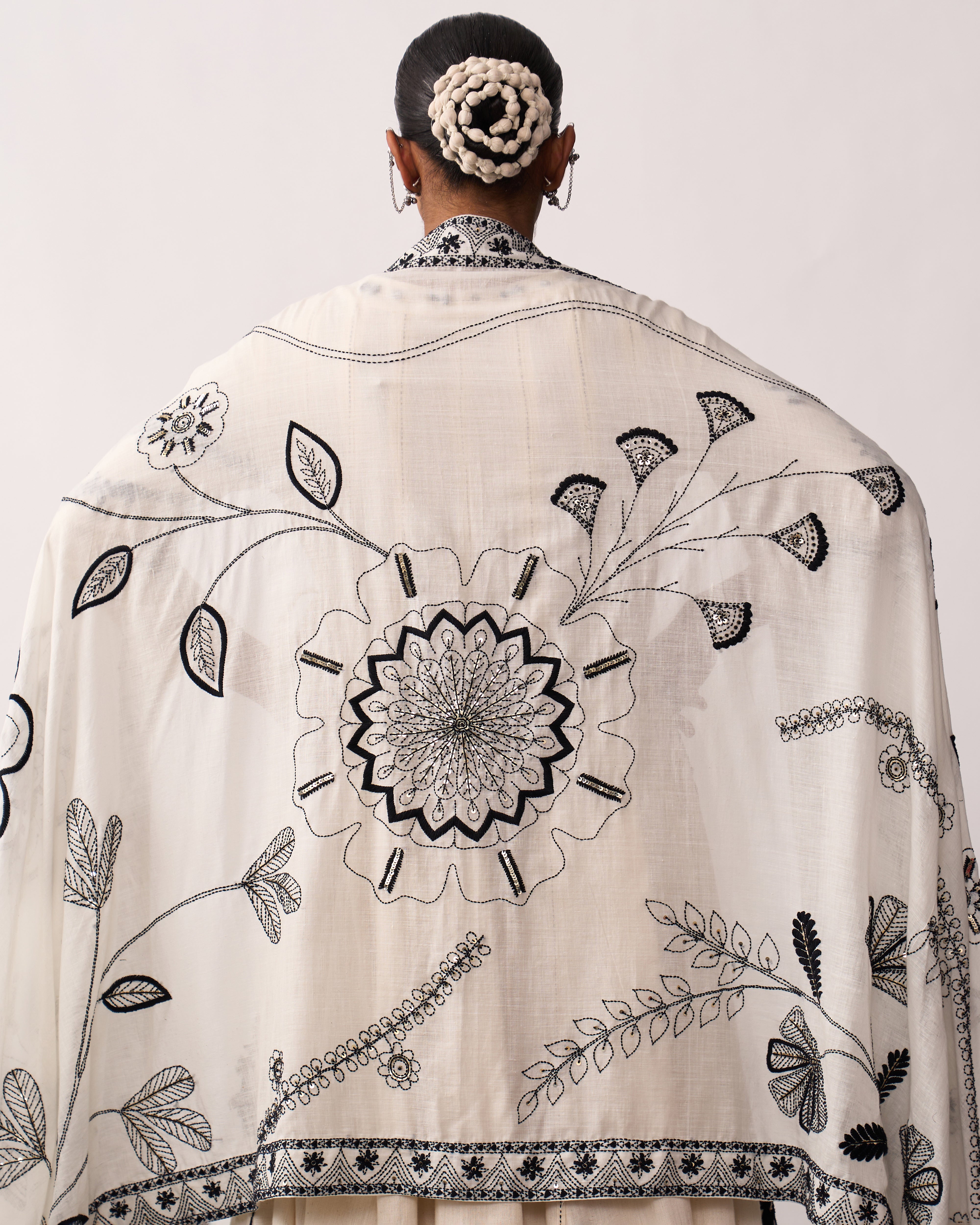 TARA RANI Ivory Hand-spun Embroidered Dupatta
