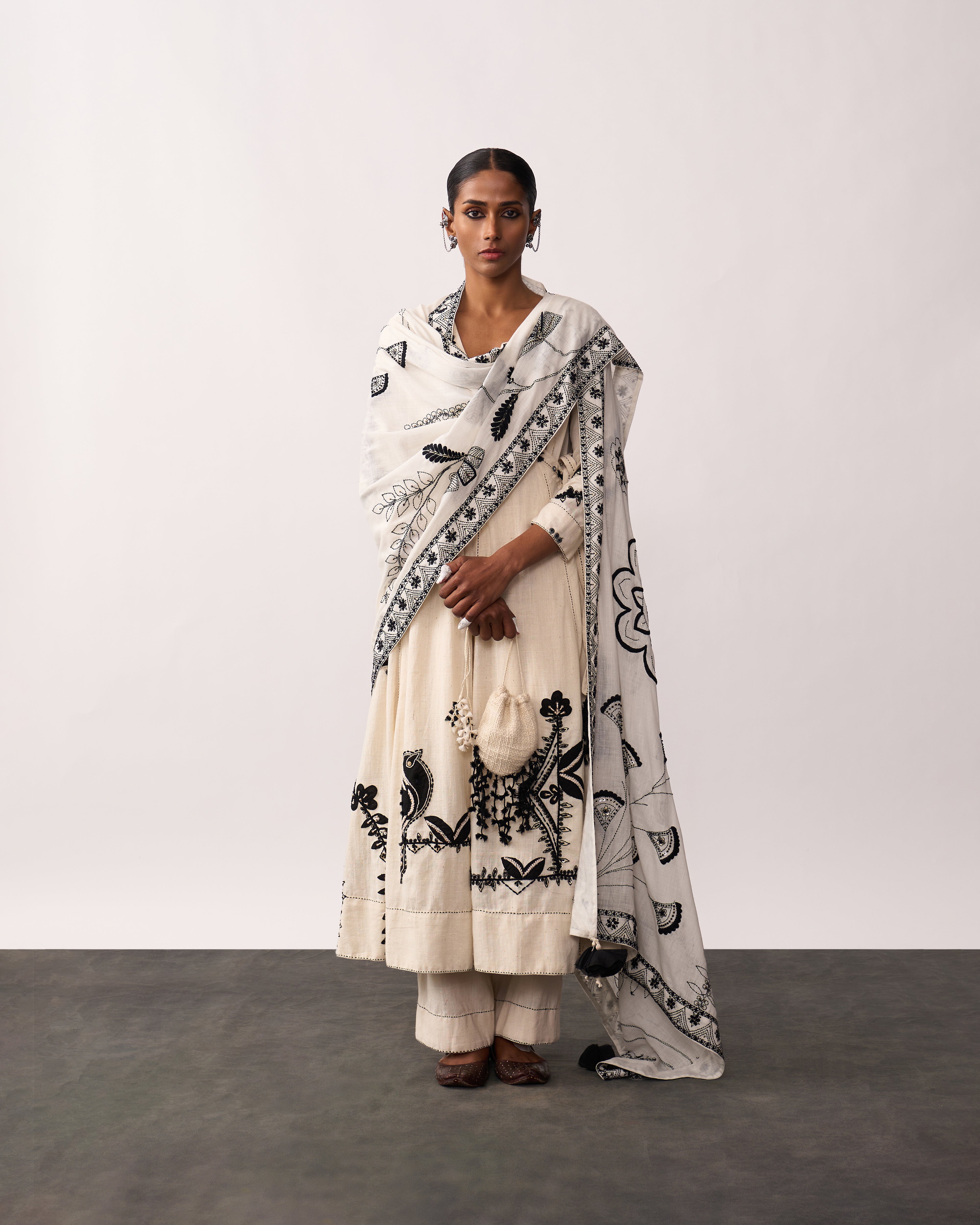 TARA RANI Ivory Hand-spun Embroidered Dupatta
