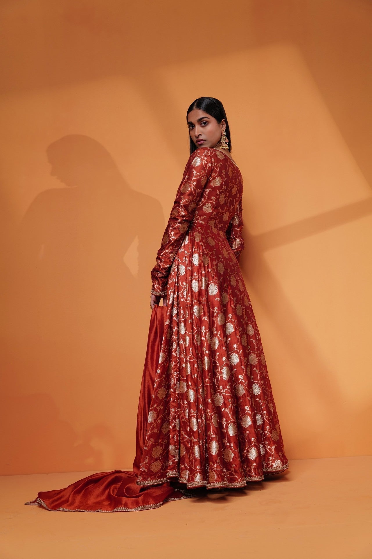 Dahlia : Flower of the Valley