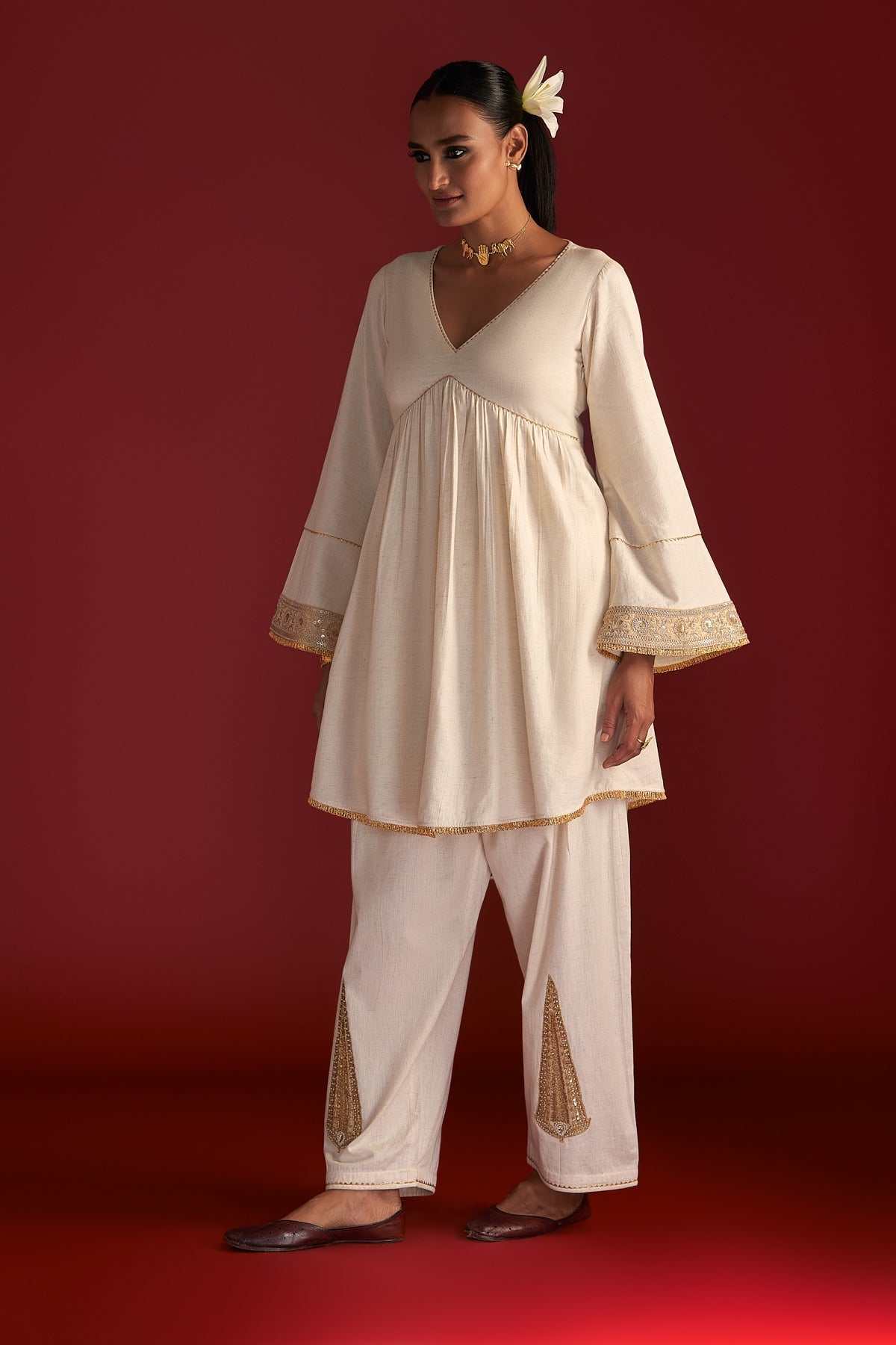IVORY 'PAAN-PATTI' SALWAR SET