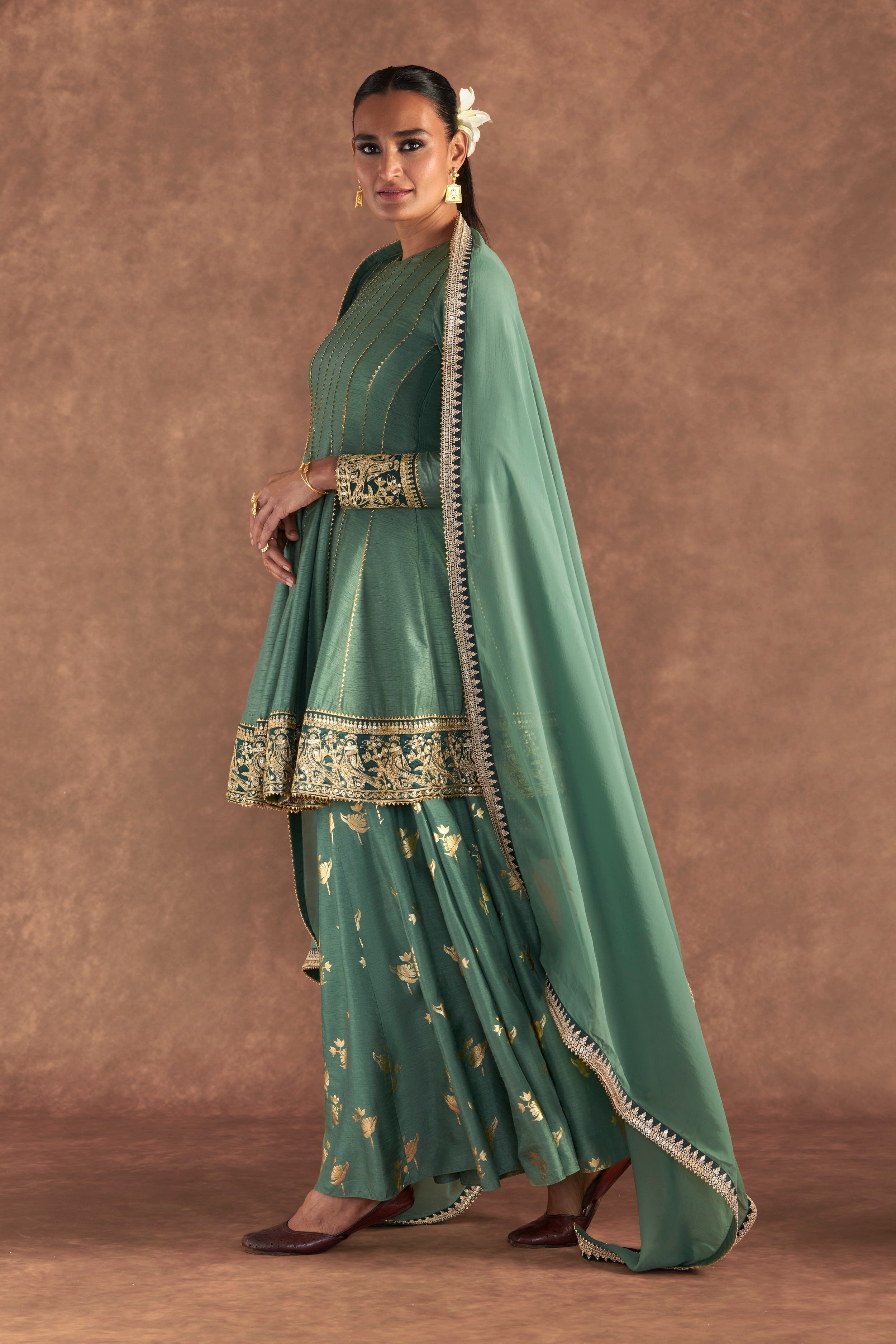 MOSS GREEN IRISBUD SHARARA SET