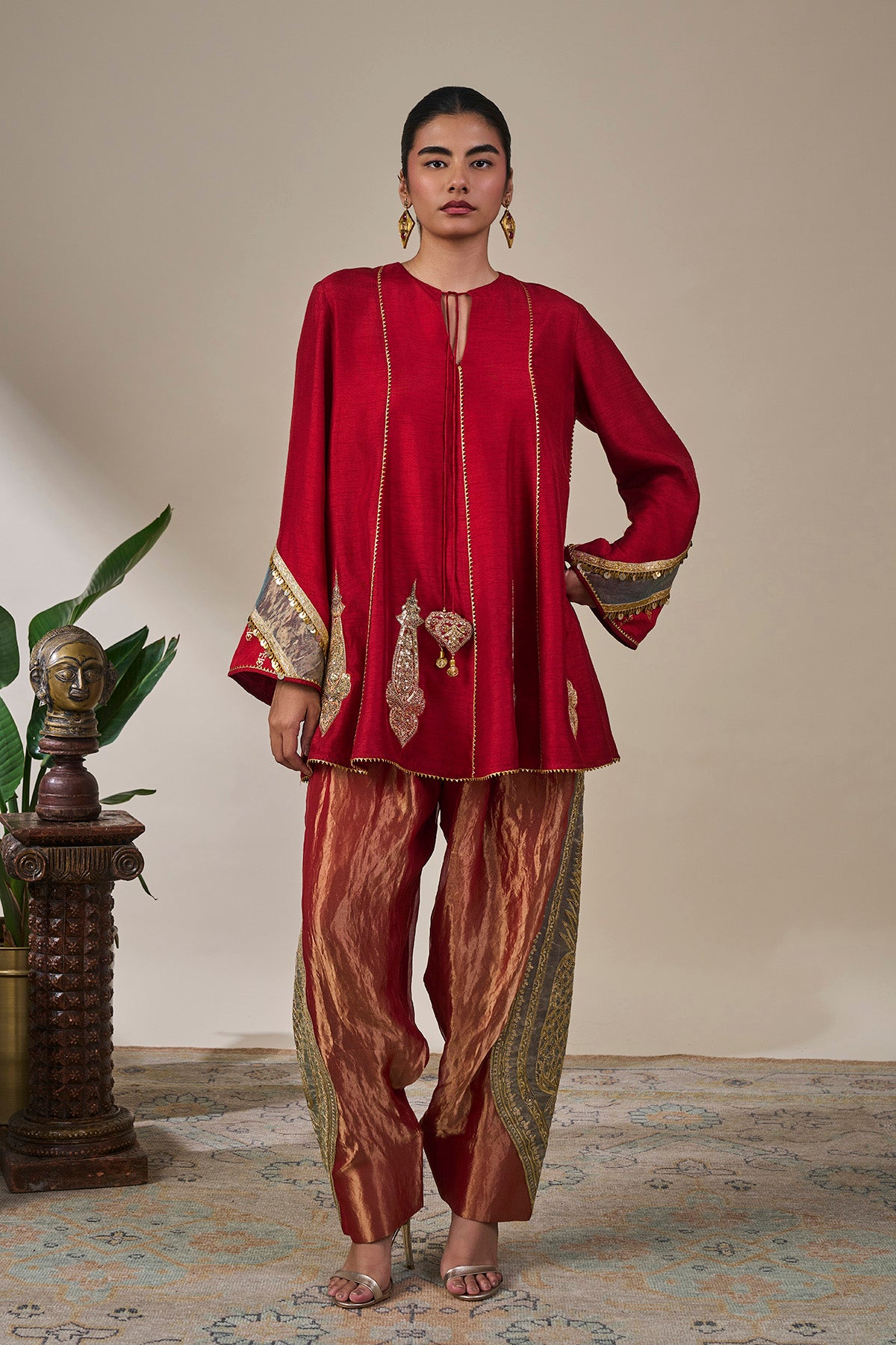 Laal Mehfil Kurta Set