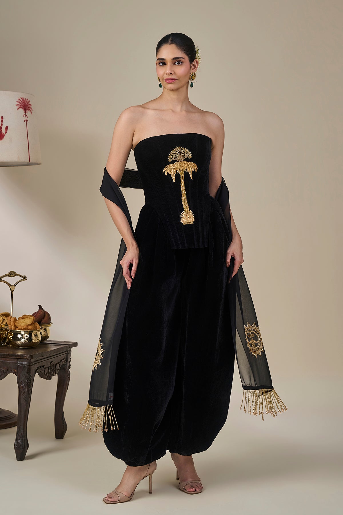 Black Blooming Sun Corset Set