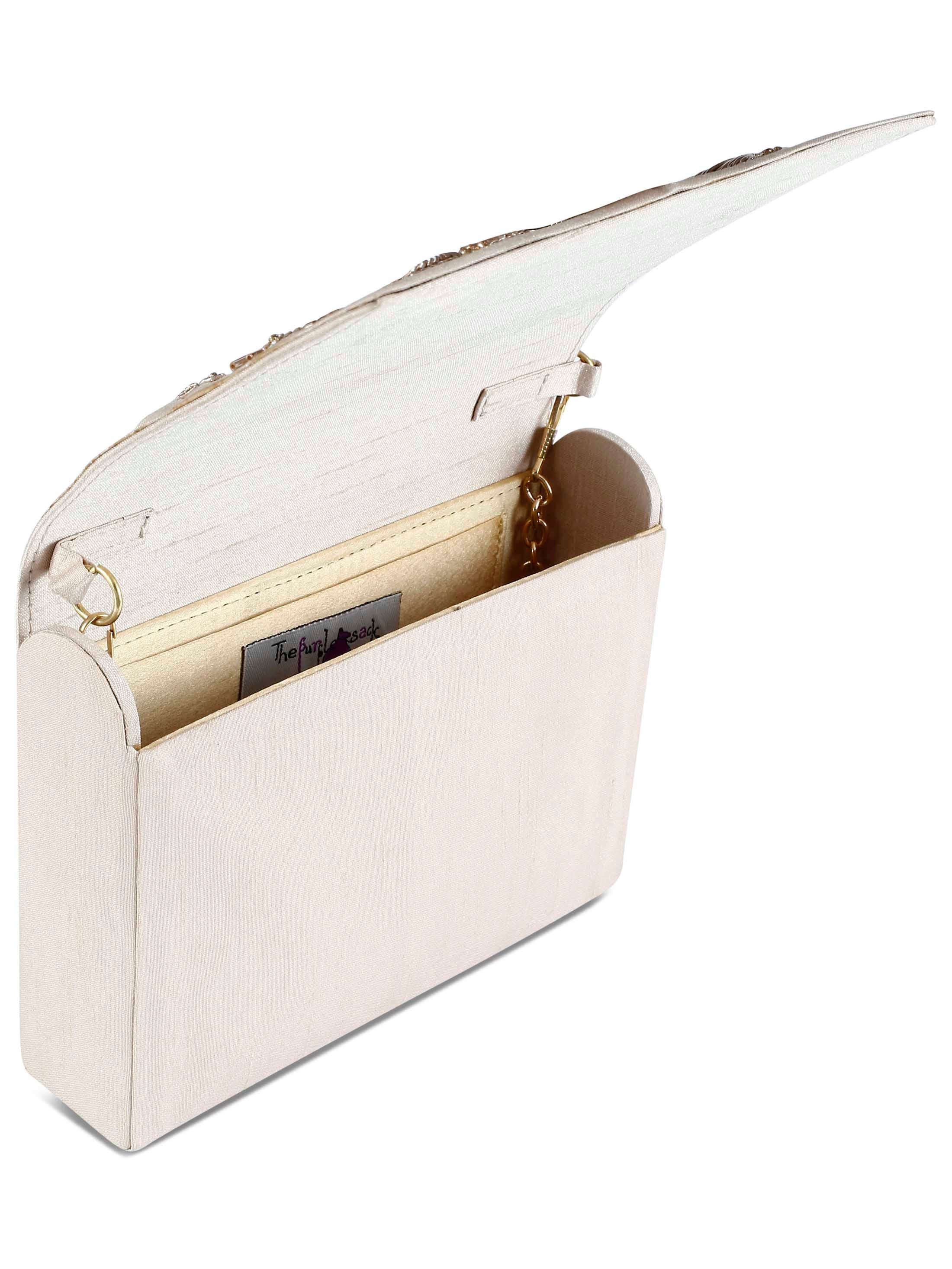 Peech Motif clutch