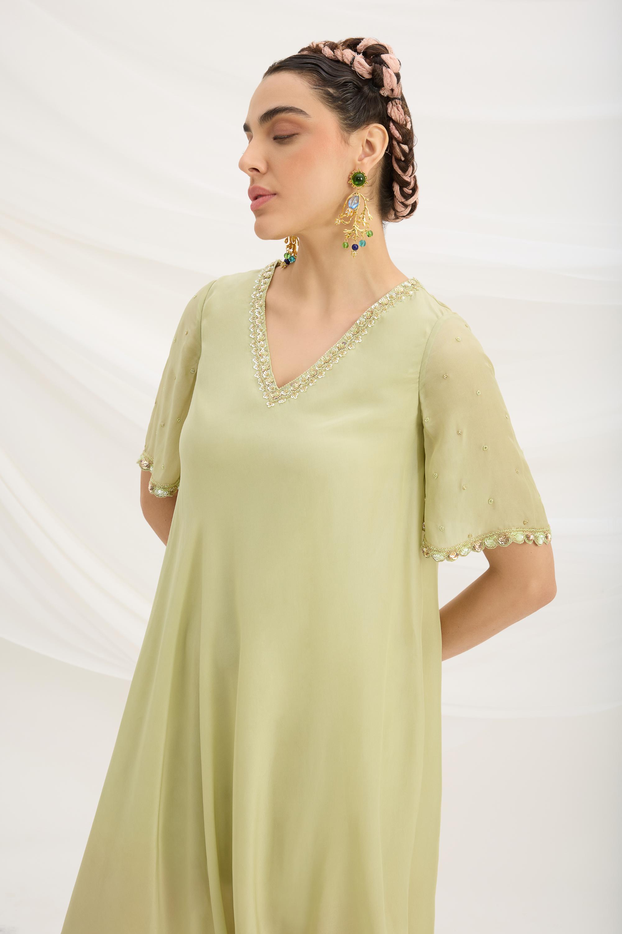 DRAPE DRESS
