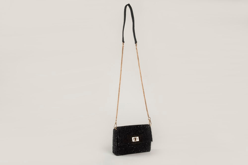 MIRAI CLUTCH-BLACK