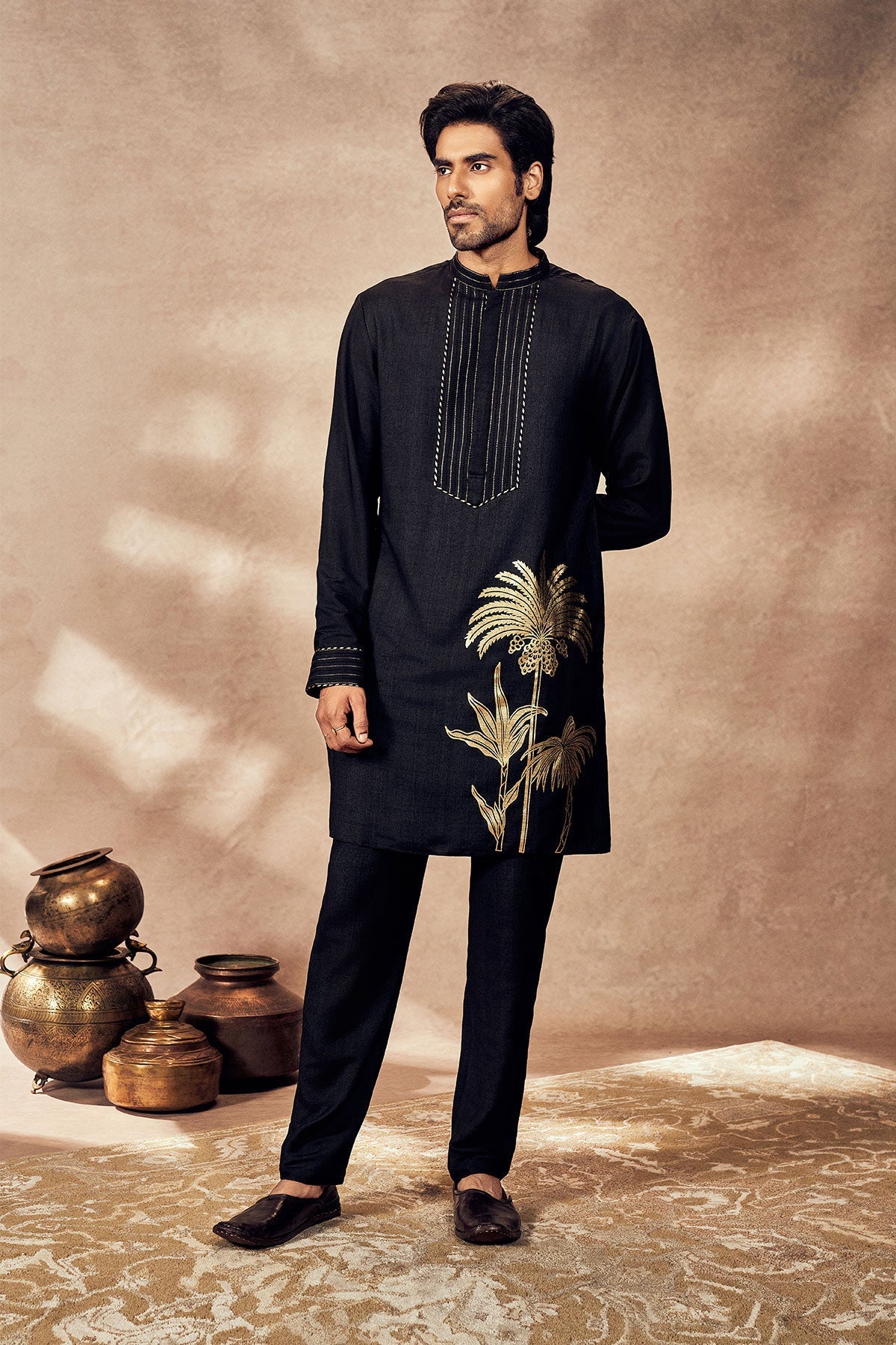 BLACK PALM BLOOMS KURTA
