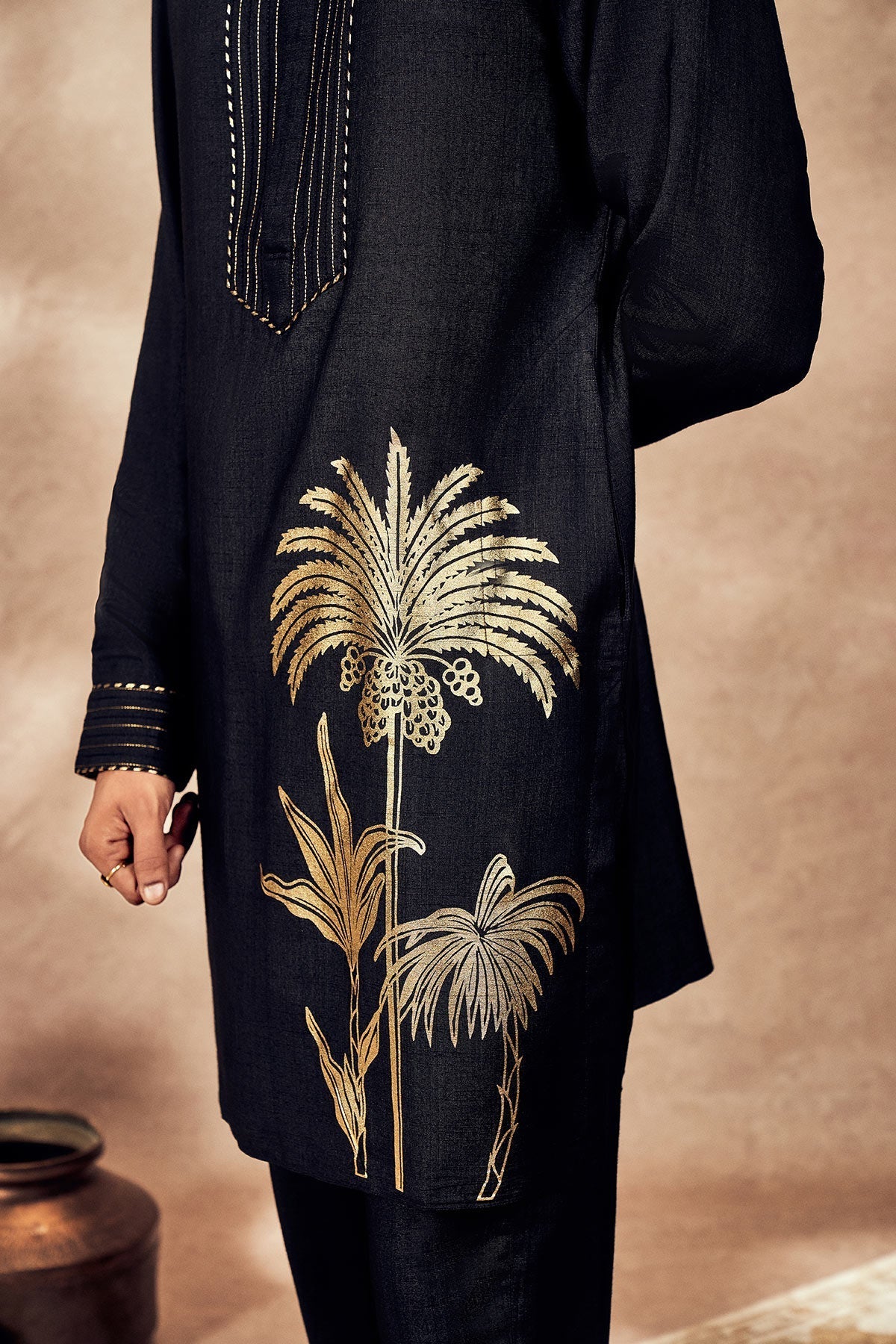 BLACK PALM BLOOMS KURTA
