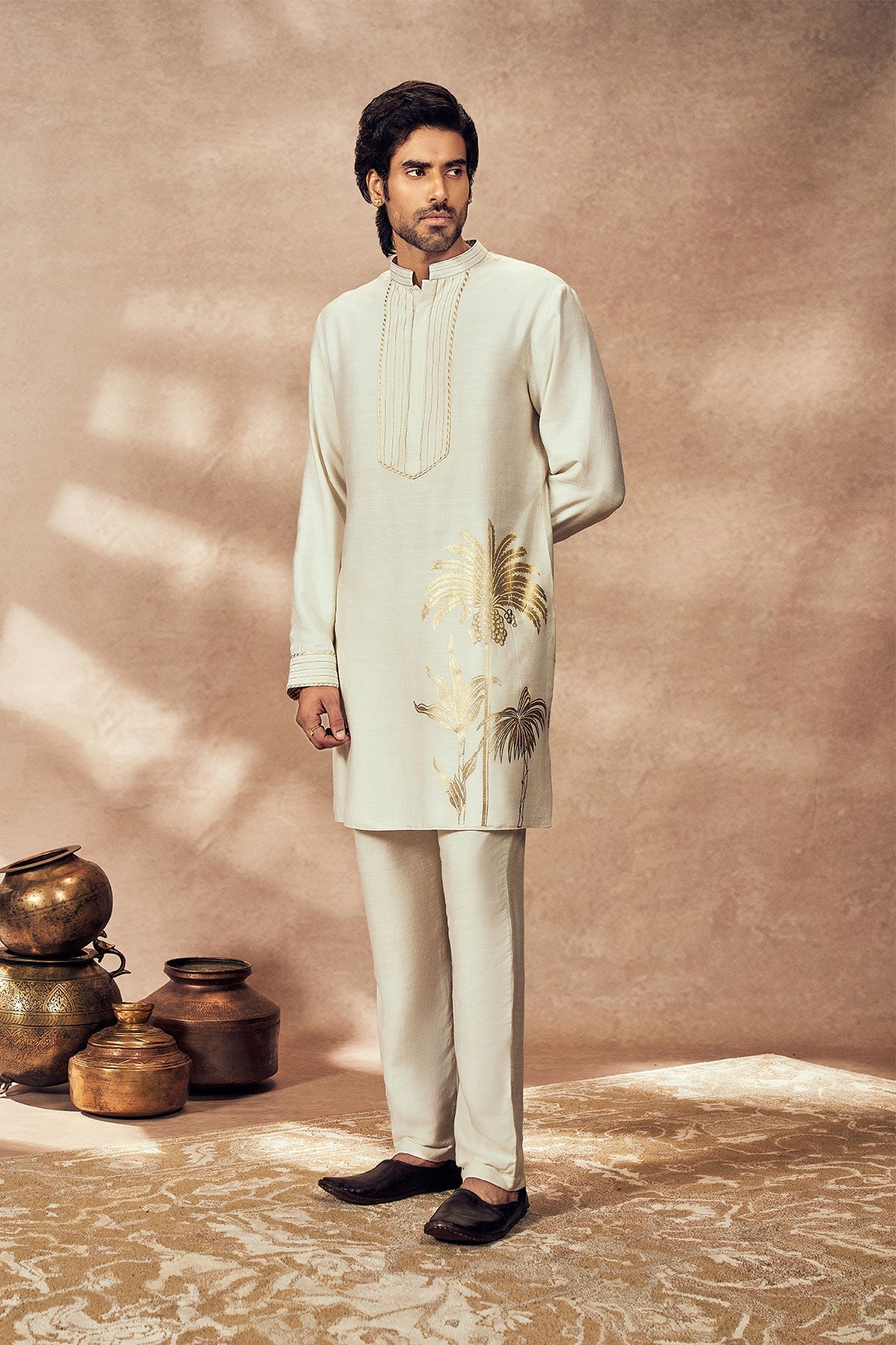 IVORY PALM BLOOMS KURTA SET