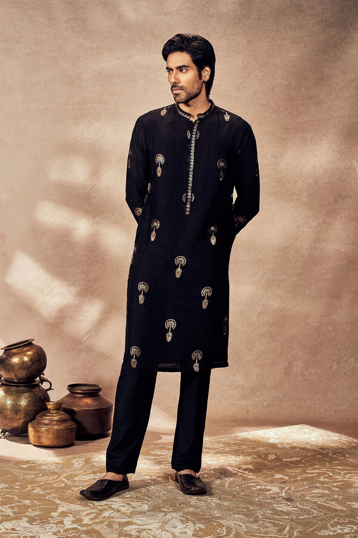 BLACK TRAVELLER'S PALM JACQUARD KURTA SET