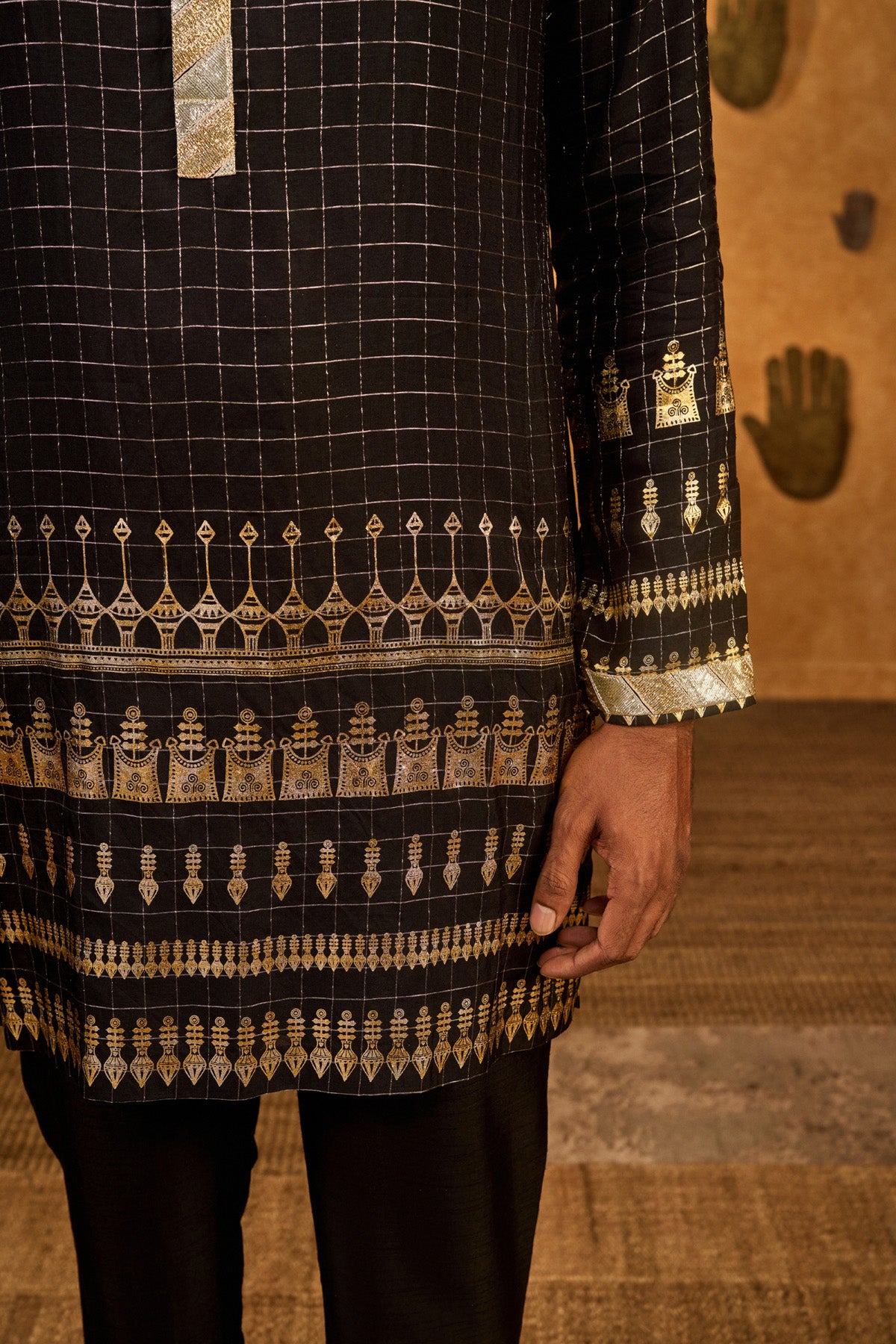 BLACK MIDAS TOUCH KURTA SET