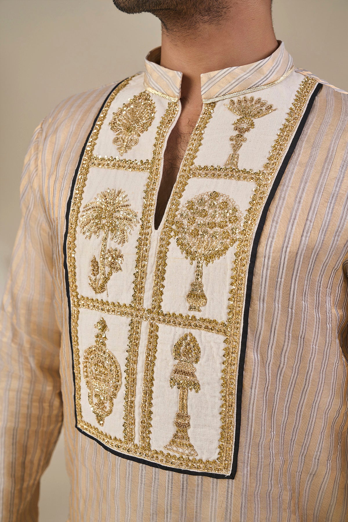 Ivory Kochi Conch Kurta