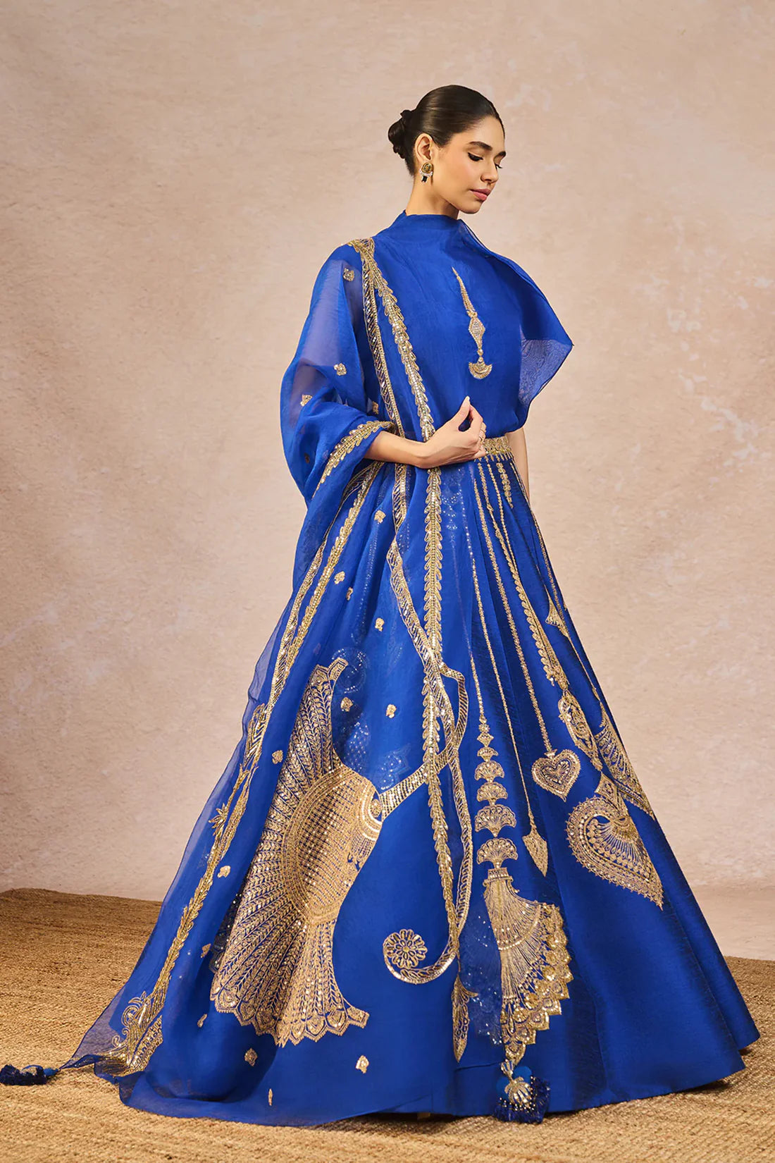 āDIL JAANTA HAIā LEHENGA