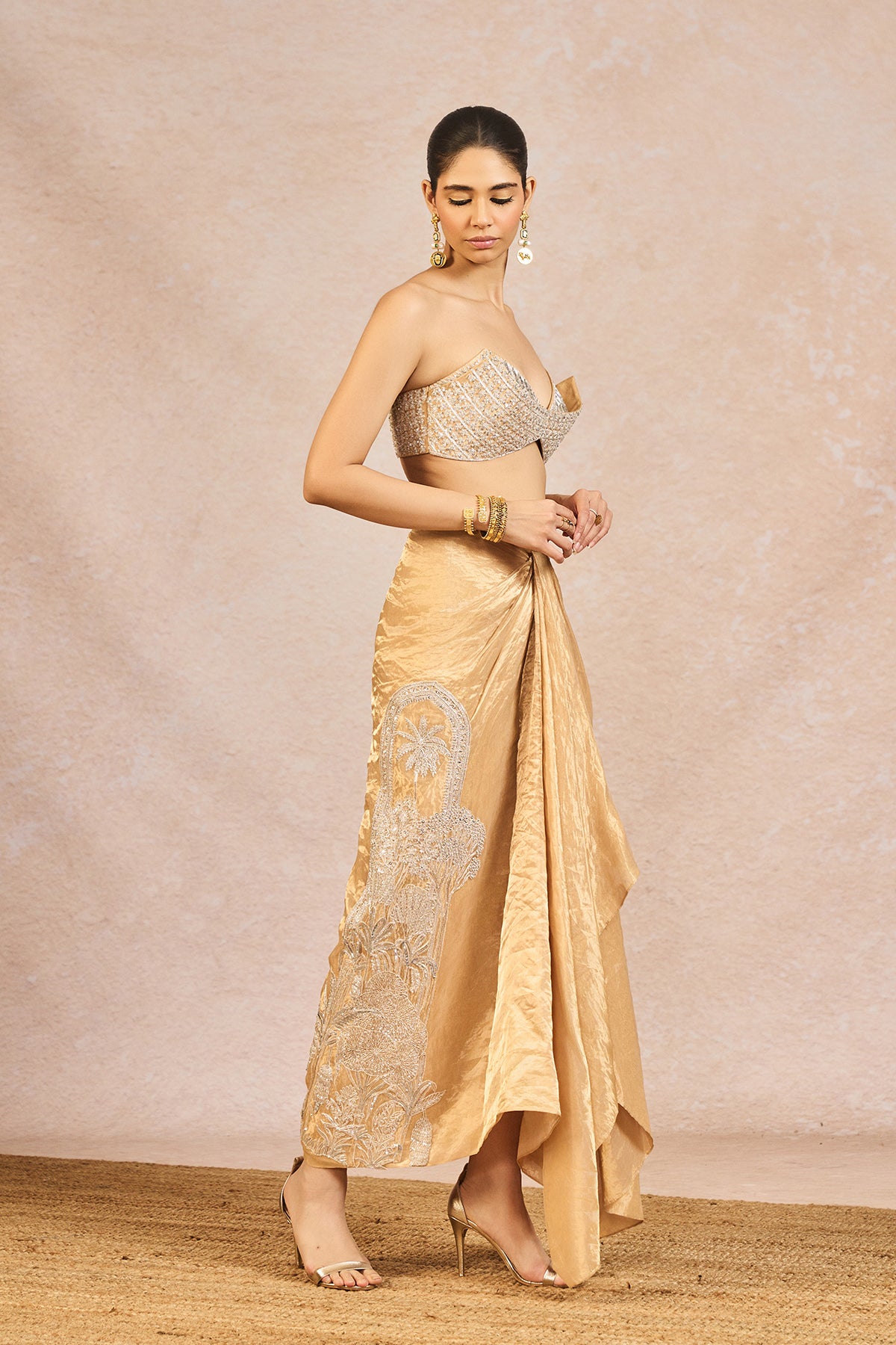 ‘CHANDNI’ FUSION SET