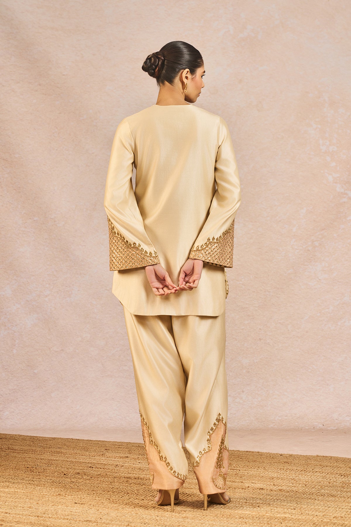 NOOR BAN GYE SKD SET